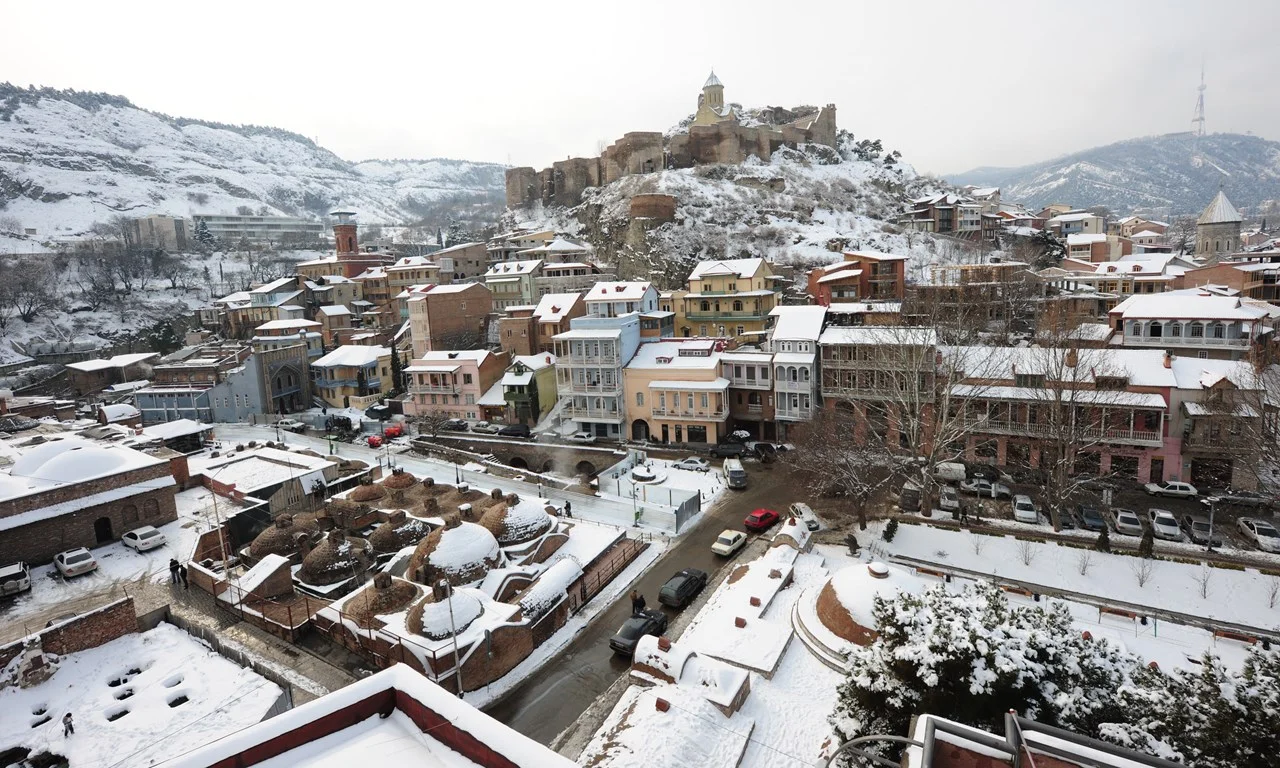 pge901abanotubani-and-narikala-fortress-old-town-tbilisi-georgia-0000045988.jpg