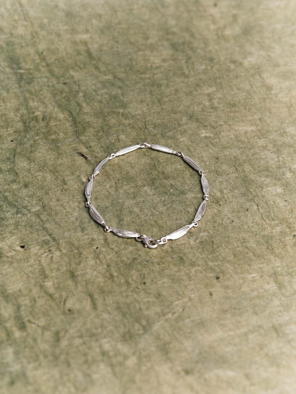 Pulseradeplatasobreverdetexturizado(1).png