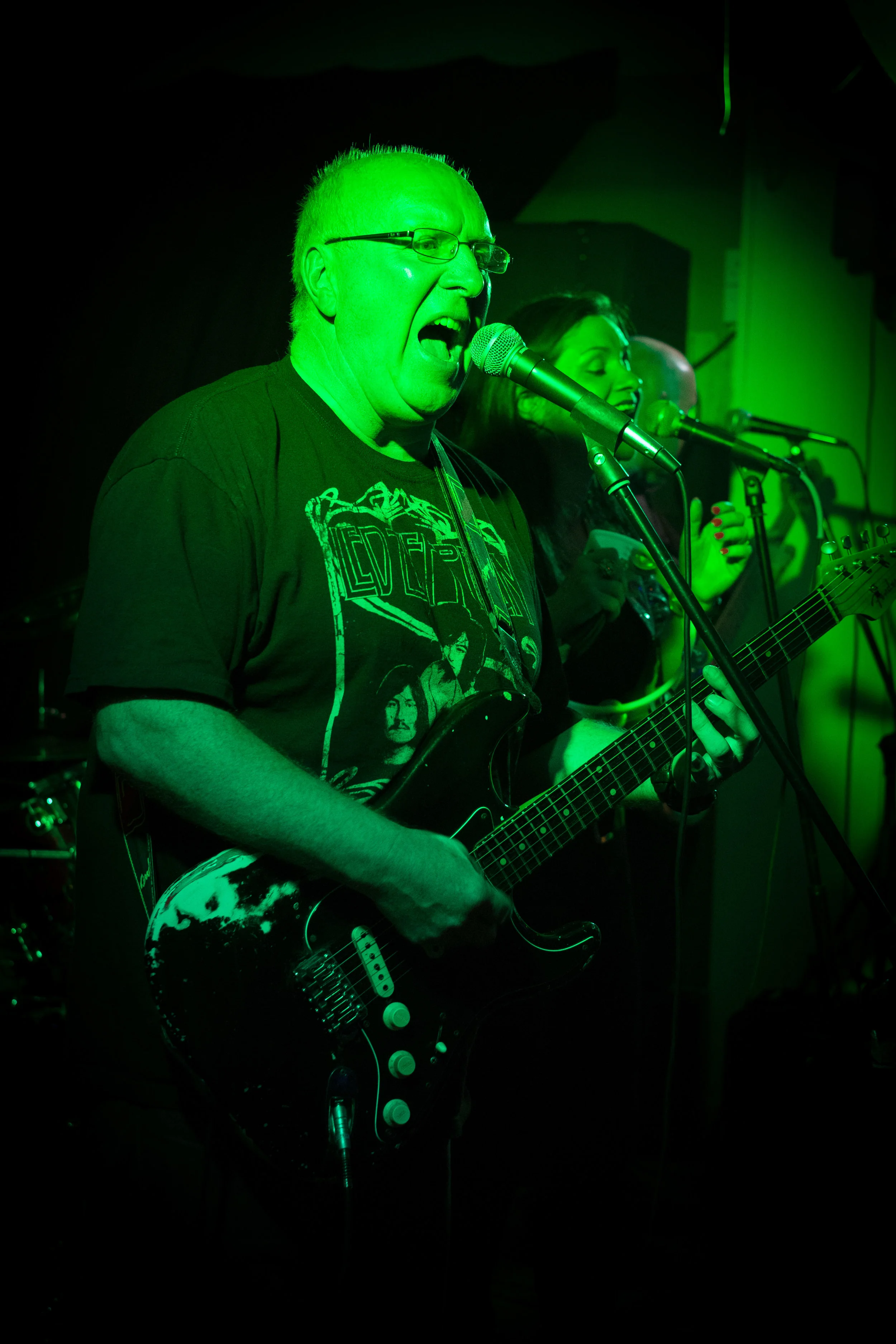  Bill Boyd, athletics coach, singing at The Conservative Club. Cottingham Road. 