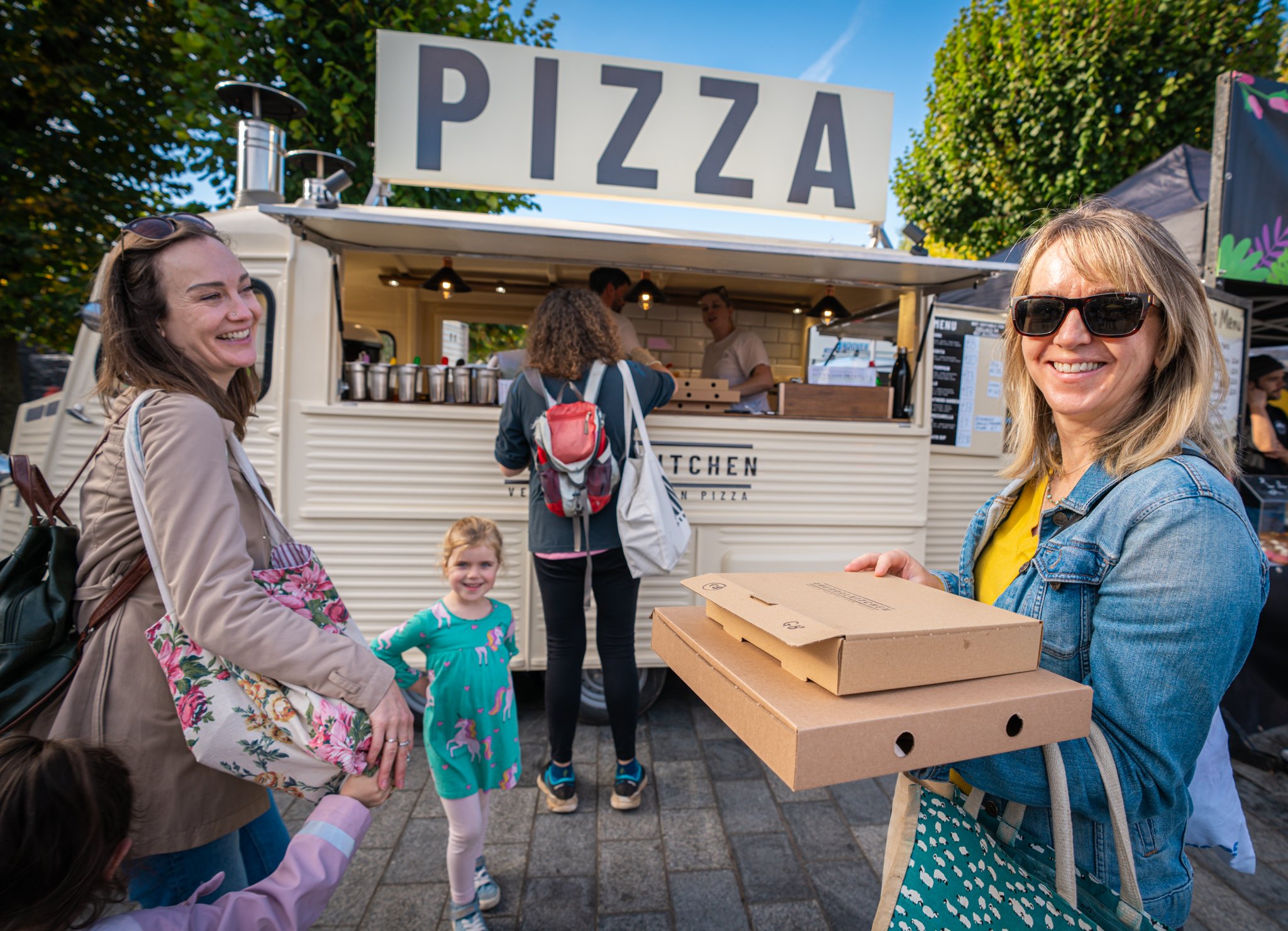 Happy customers at Vherbalkitchen Pizza