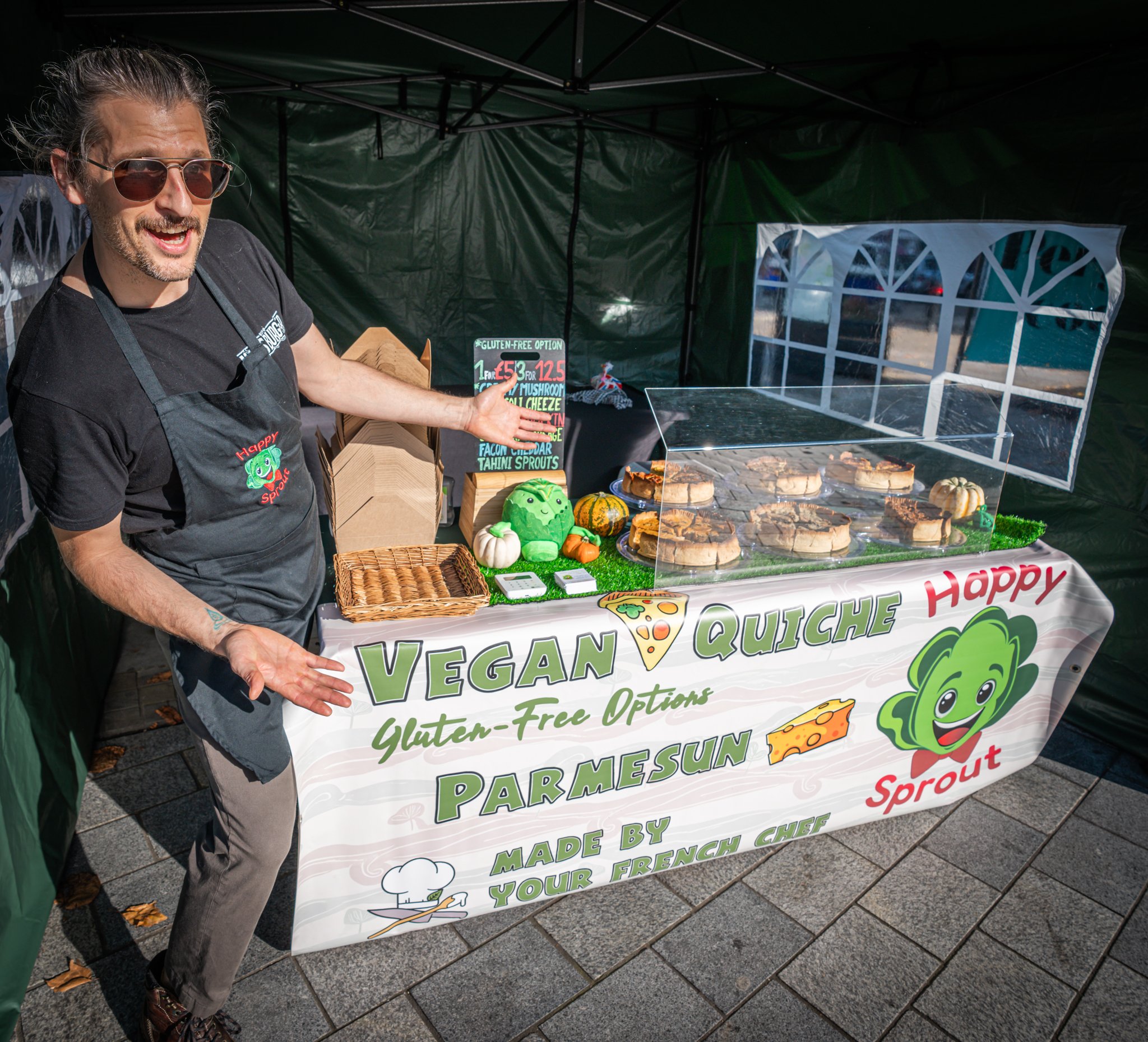 Happy Sprout, Tibo serving delicious vegan quiche