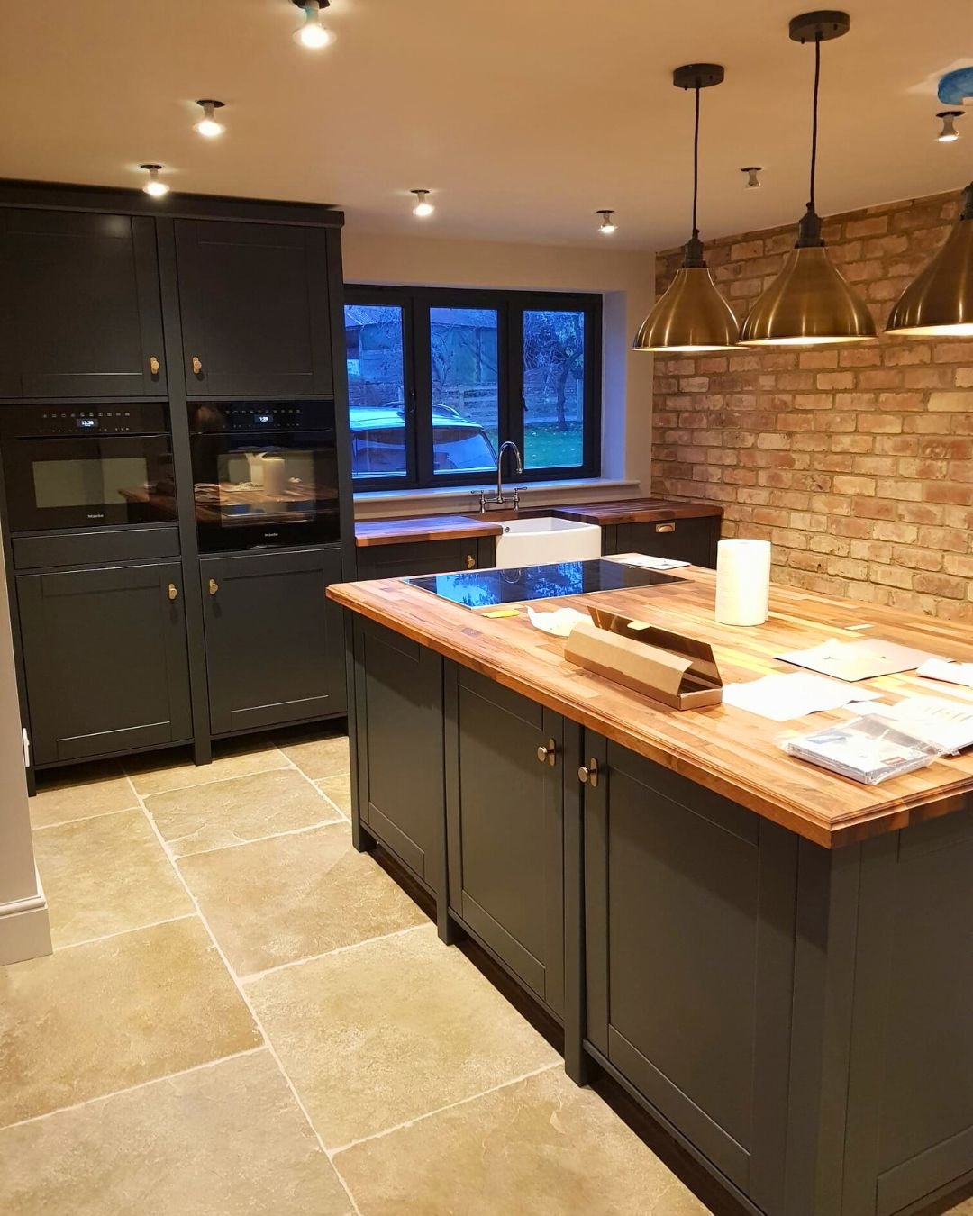 whole kitchen L hand.jpg