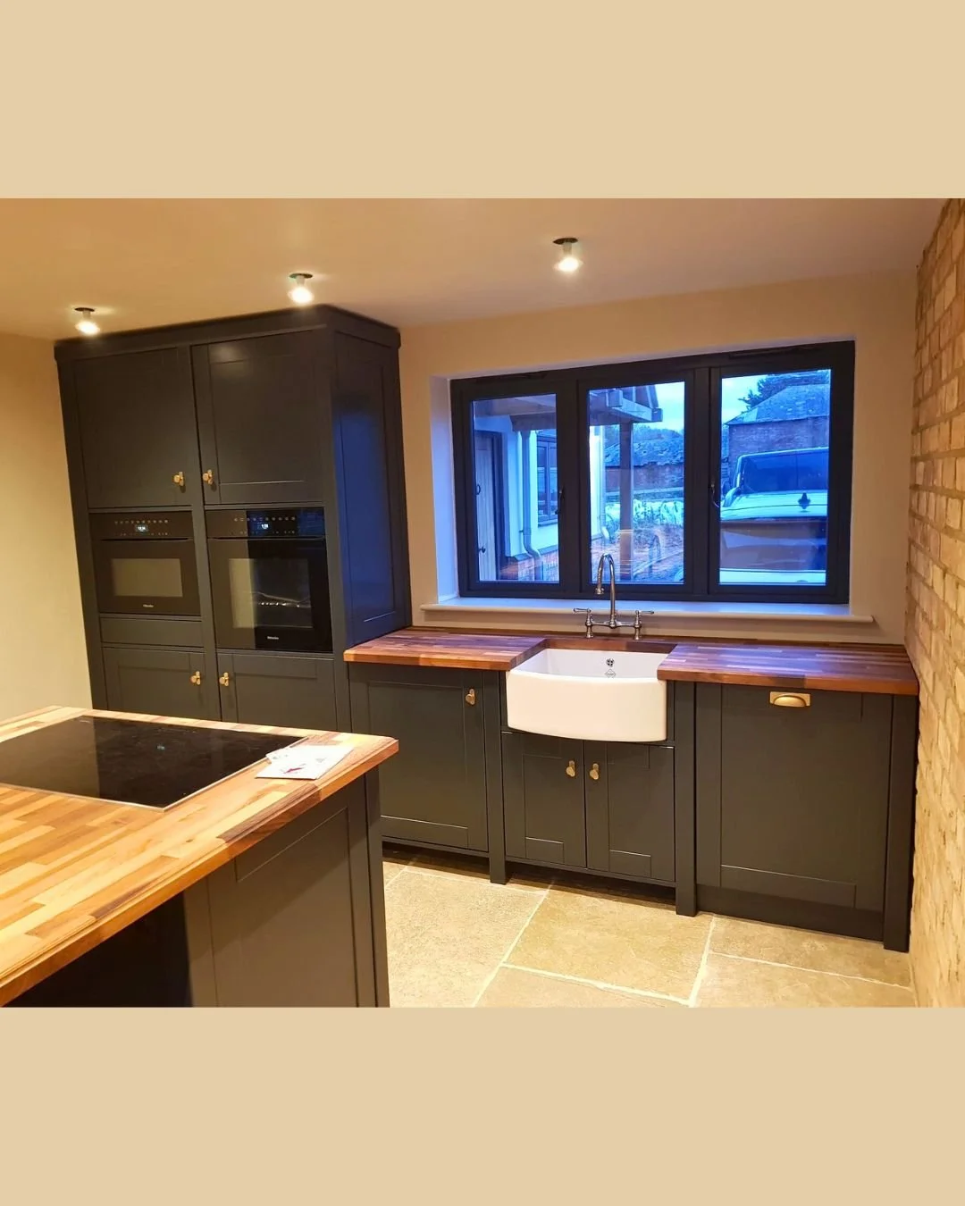 whole kitchen R hand.jpg