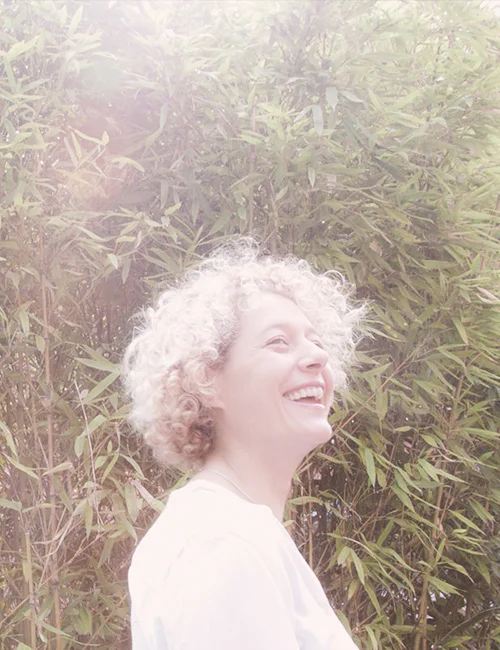 Karine Chevallier, parfumeure — Marcelle Dormoy parfums