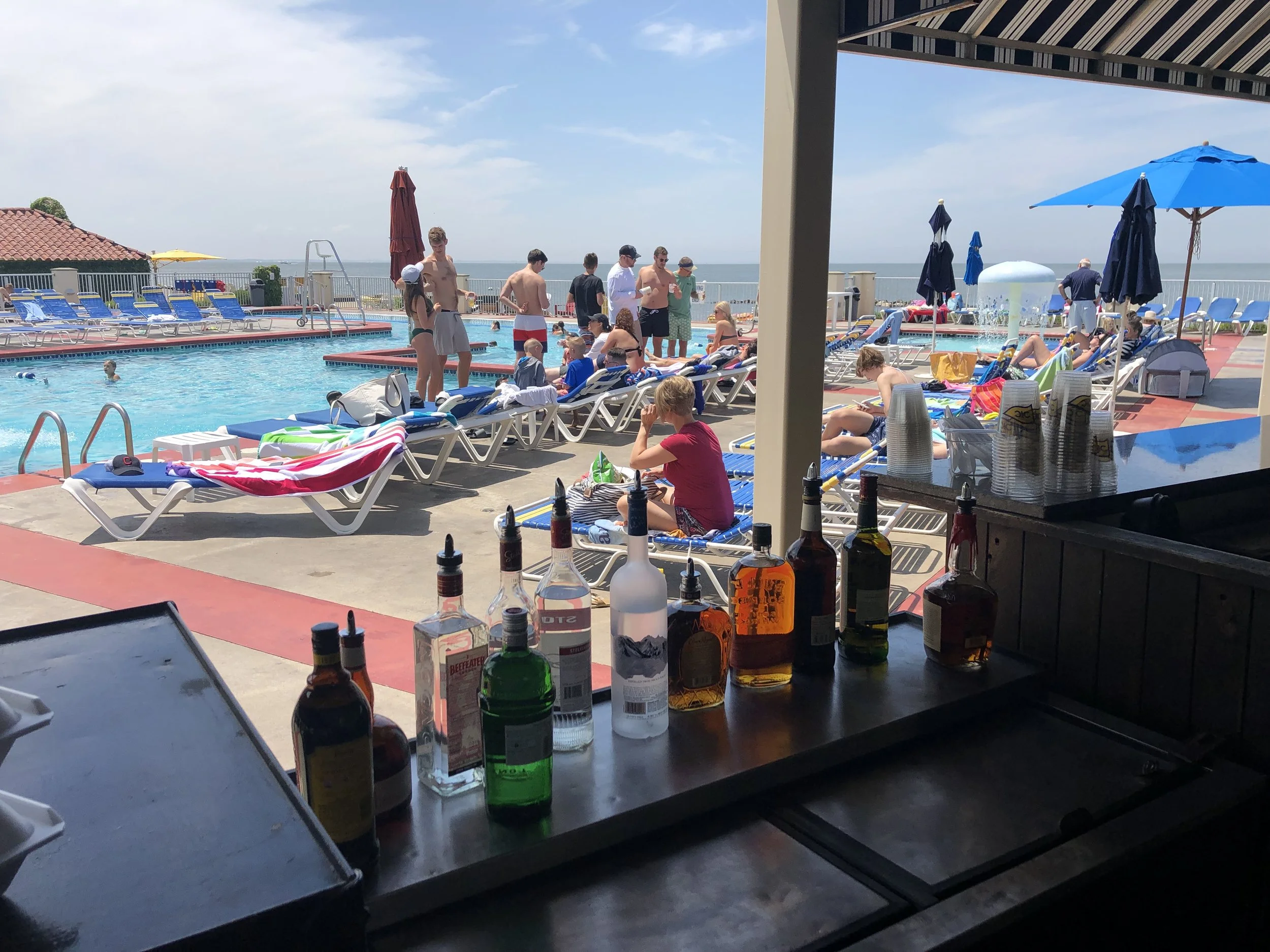 Pool Bar.jpg