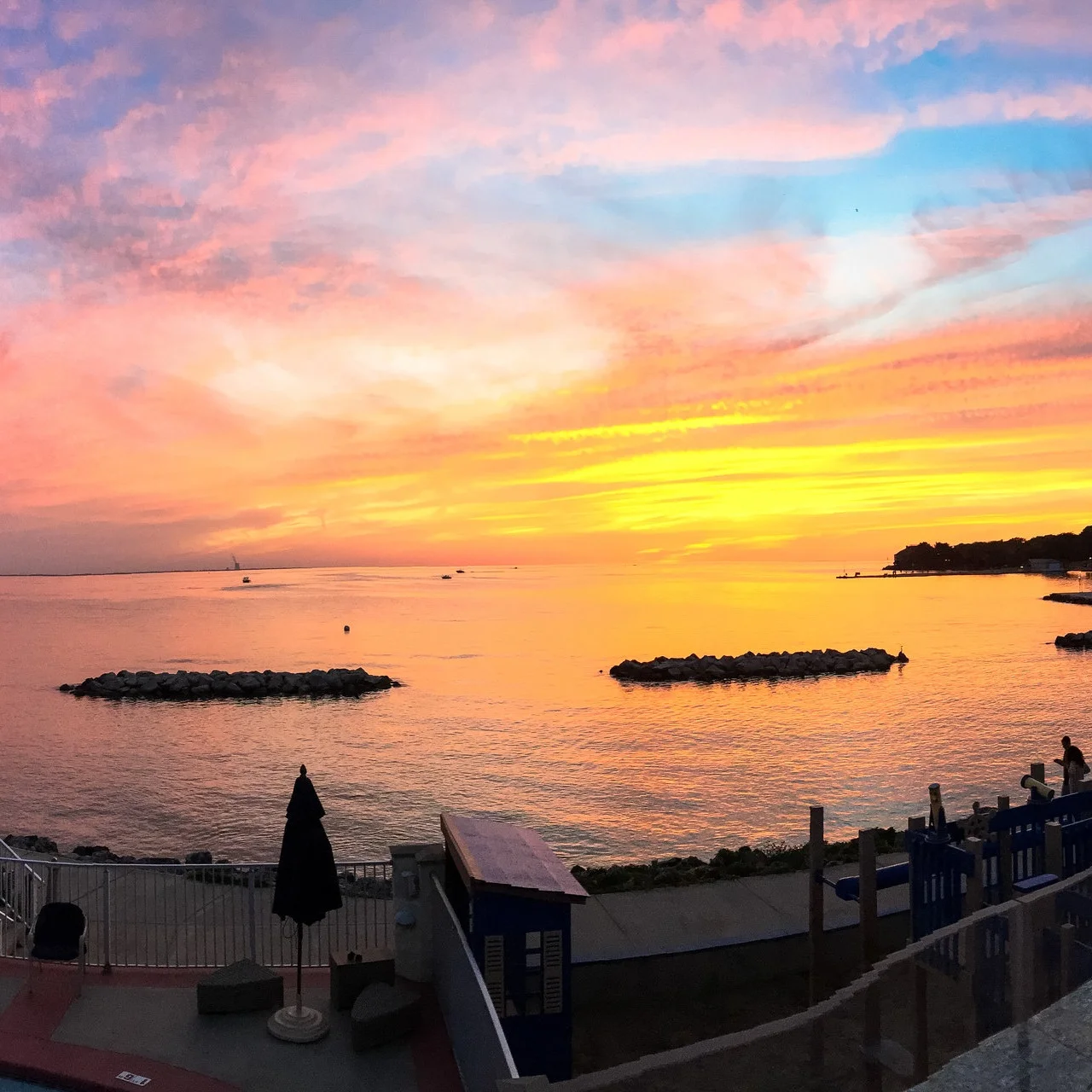 from+Burgee+Bar.jpg