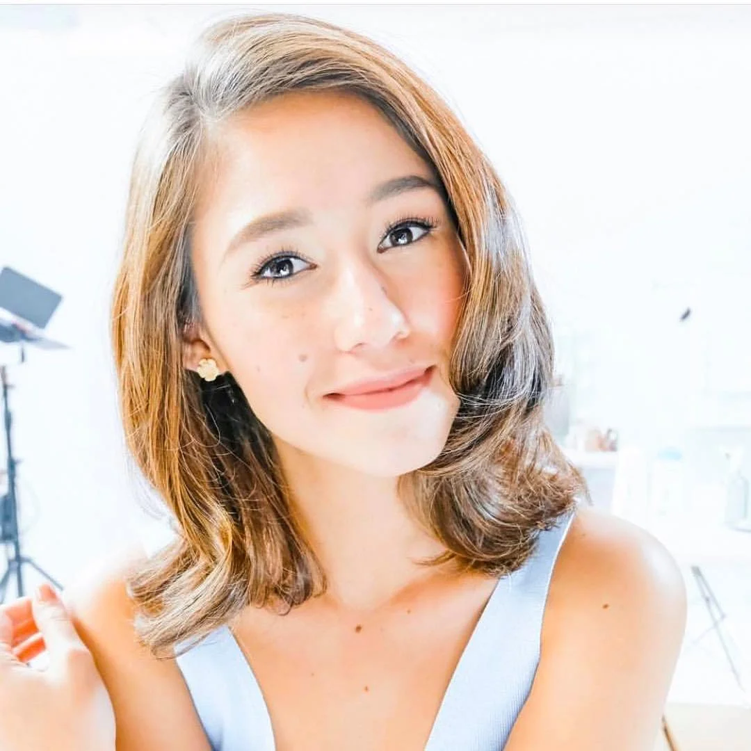 Used on Riccio for a Dove Hair campaign