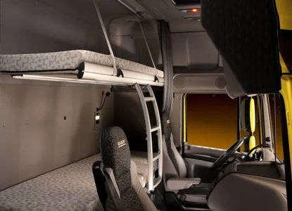 xf105_interior_01.jpg