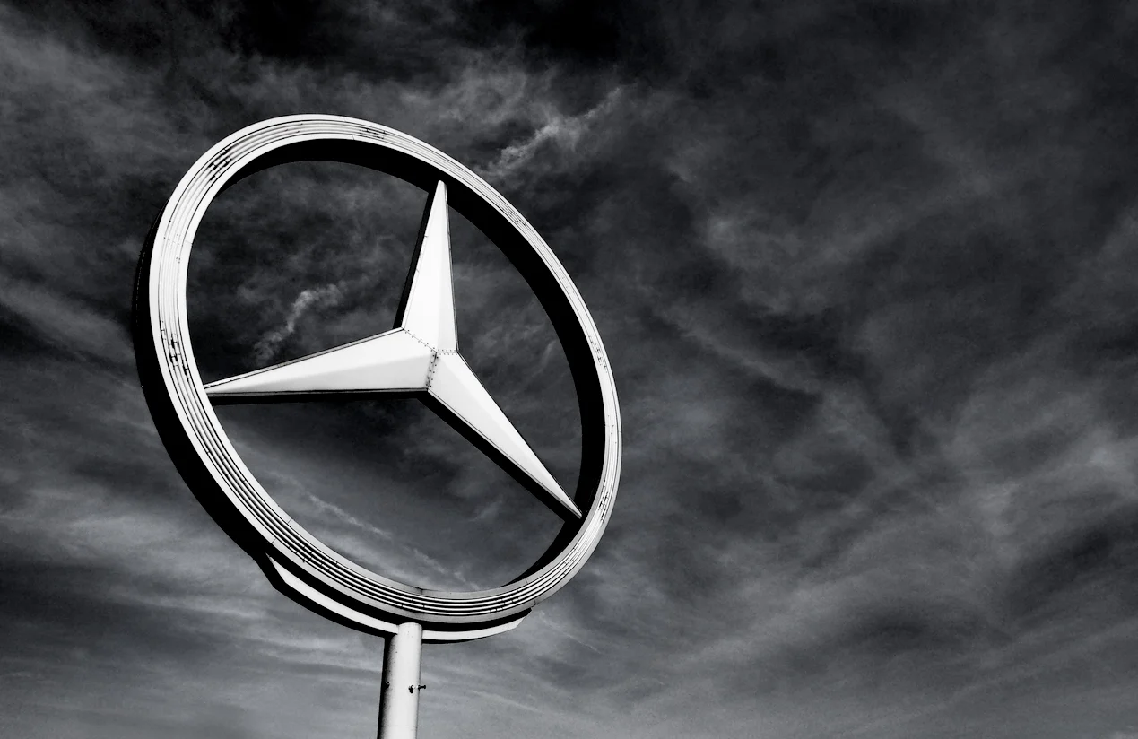mercedes-benz-stern-.jpg