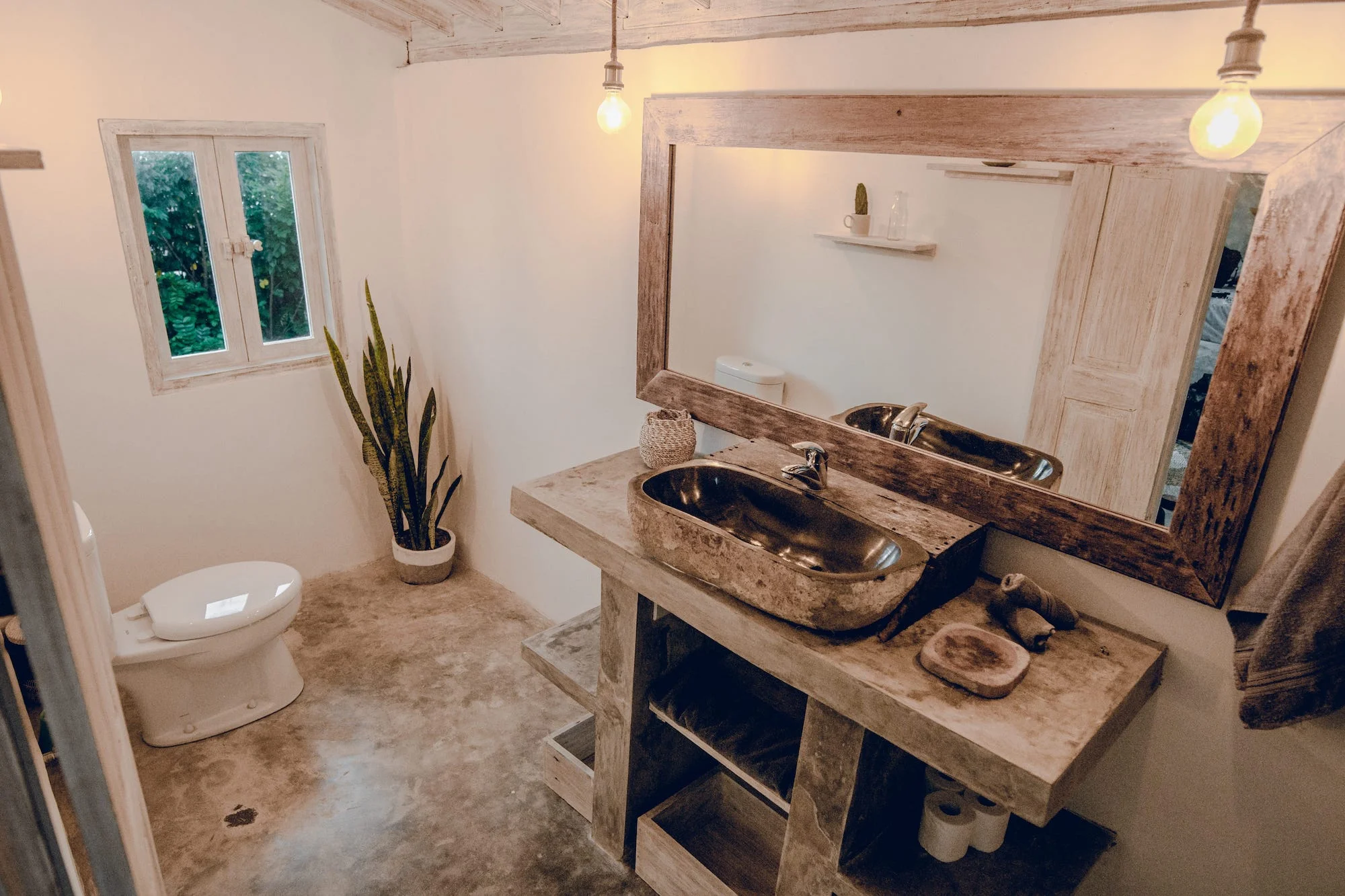 java house WC.jpg