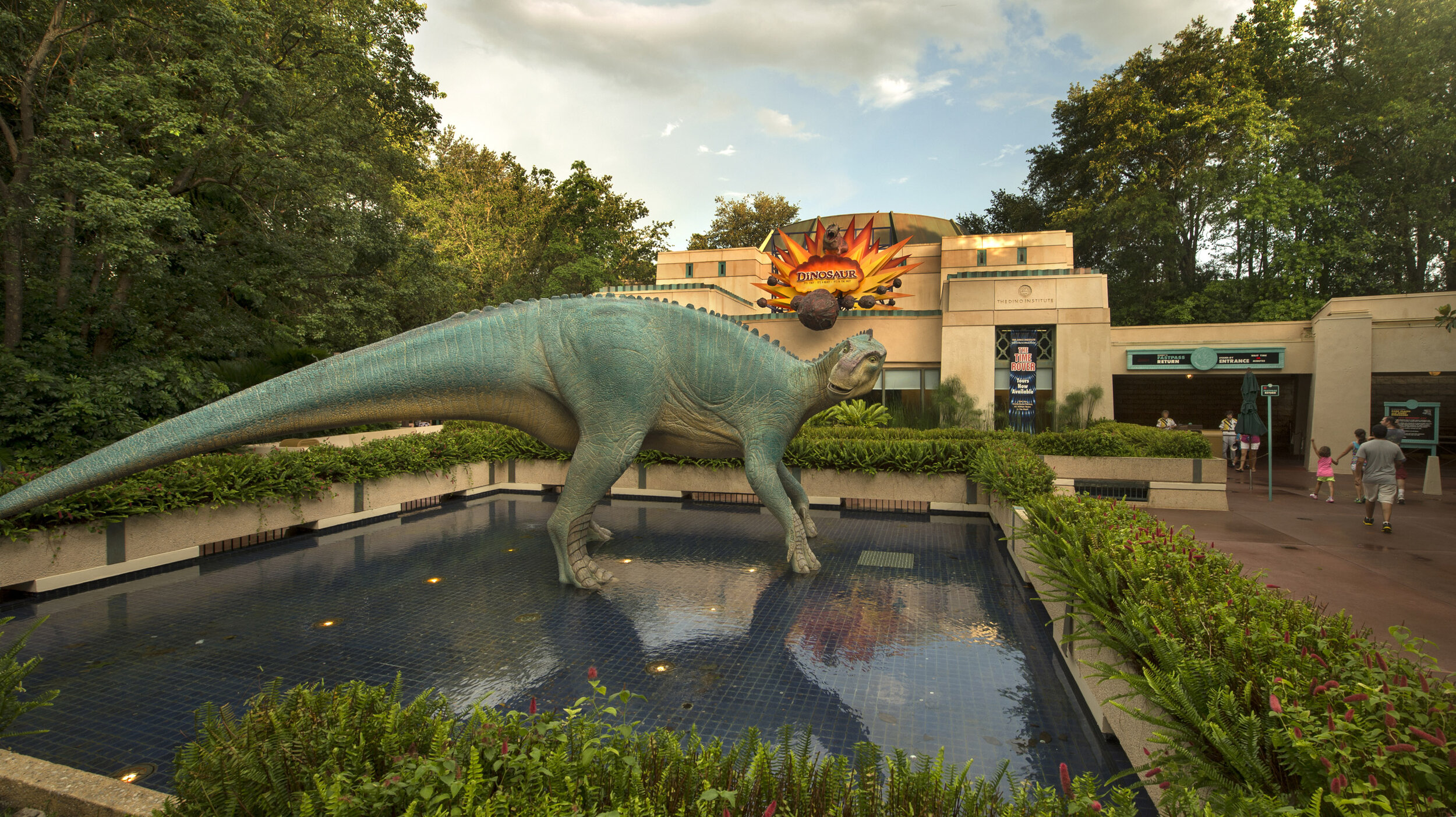 Dinosaur ride