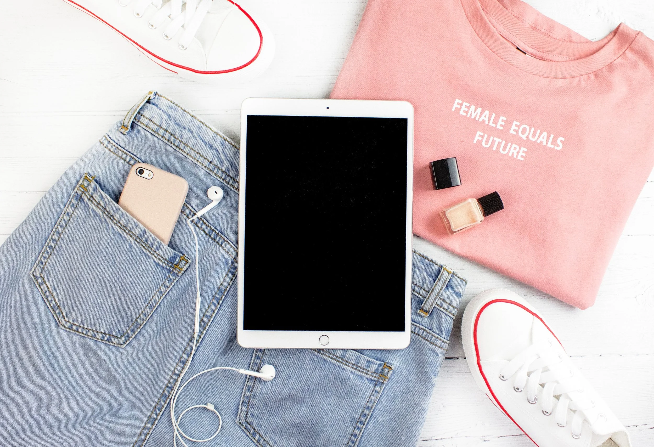 Apple Knows How Important Giving Is to Consumers. Do You Know How Important Giving Is to Your Employees?