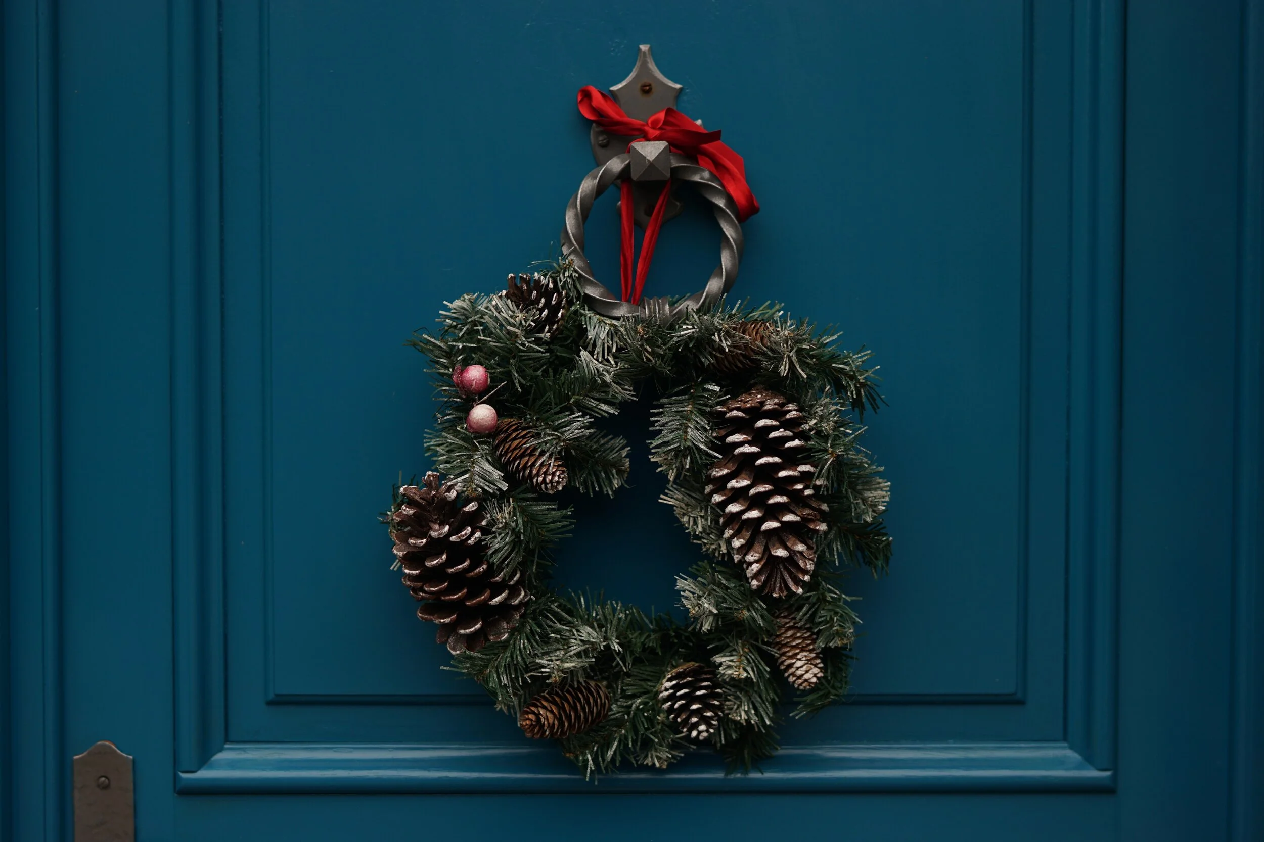 Should You Shut Down Your Office for The Holidays?