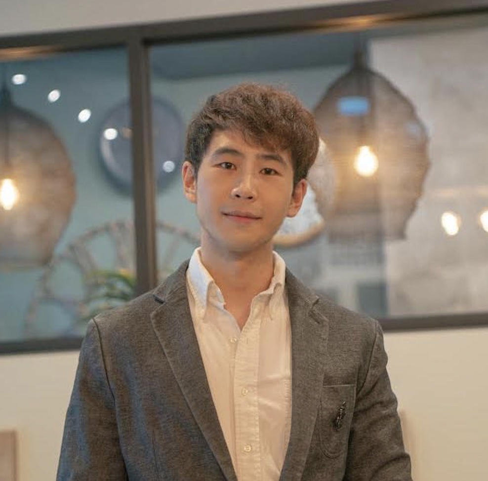 Meet Al: Our New Data Analyst!