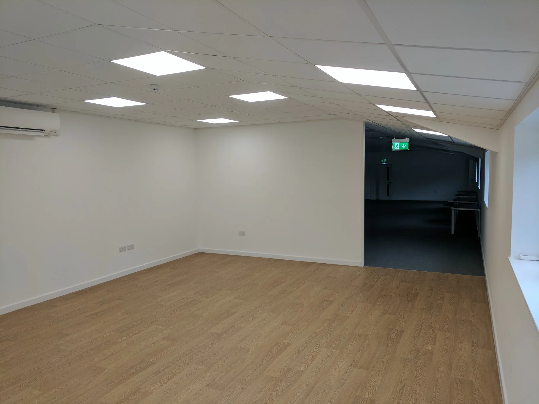 reception 1.jpg