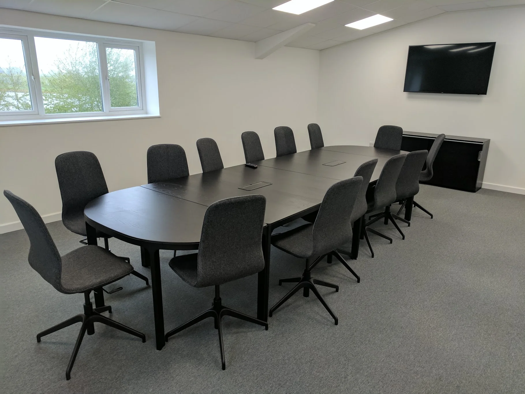 boardroom 1.jpg