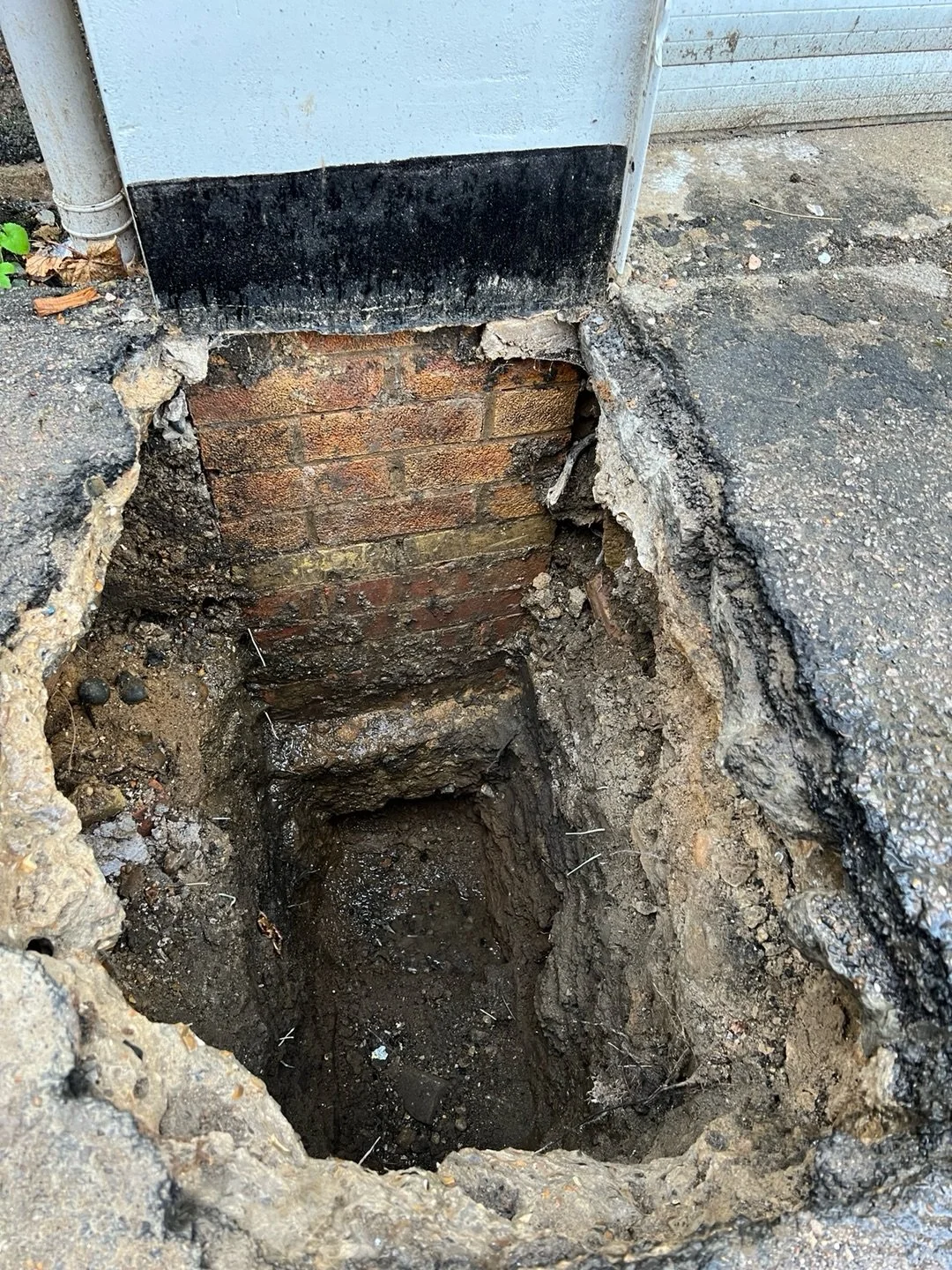 DETAILED DESIGN PHASE BEGINS IN WARE
_________________________________________

Works have been progressing well at our #ware project this week with detailed design in full swing.

Party wall agreements are in place, Building Control have been appoin