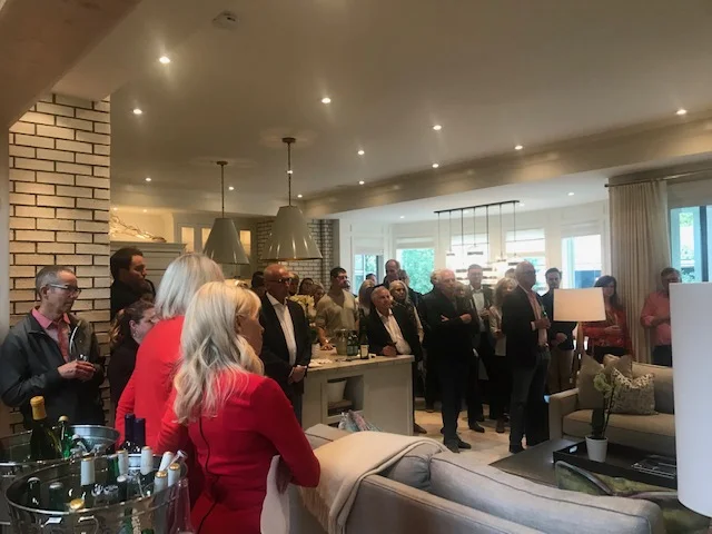 Many thanks to Jane Wachowich, Katie McCunn and Patti McCunn-Miller for hosting me and a standing-room-only crowd earlier this week to talk a little politics.