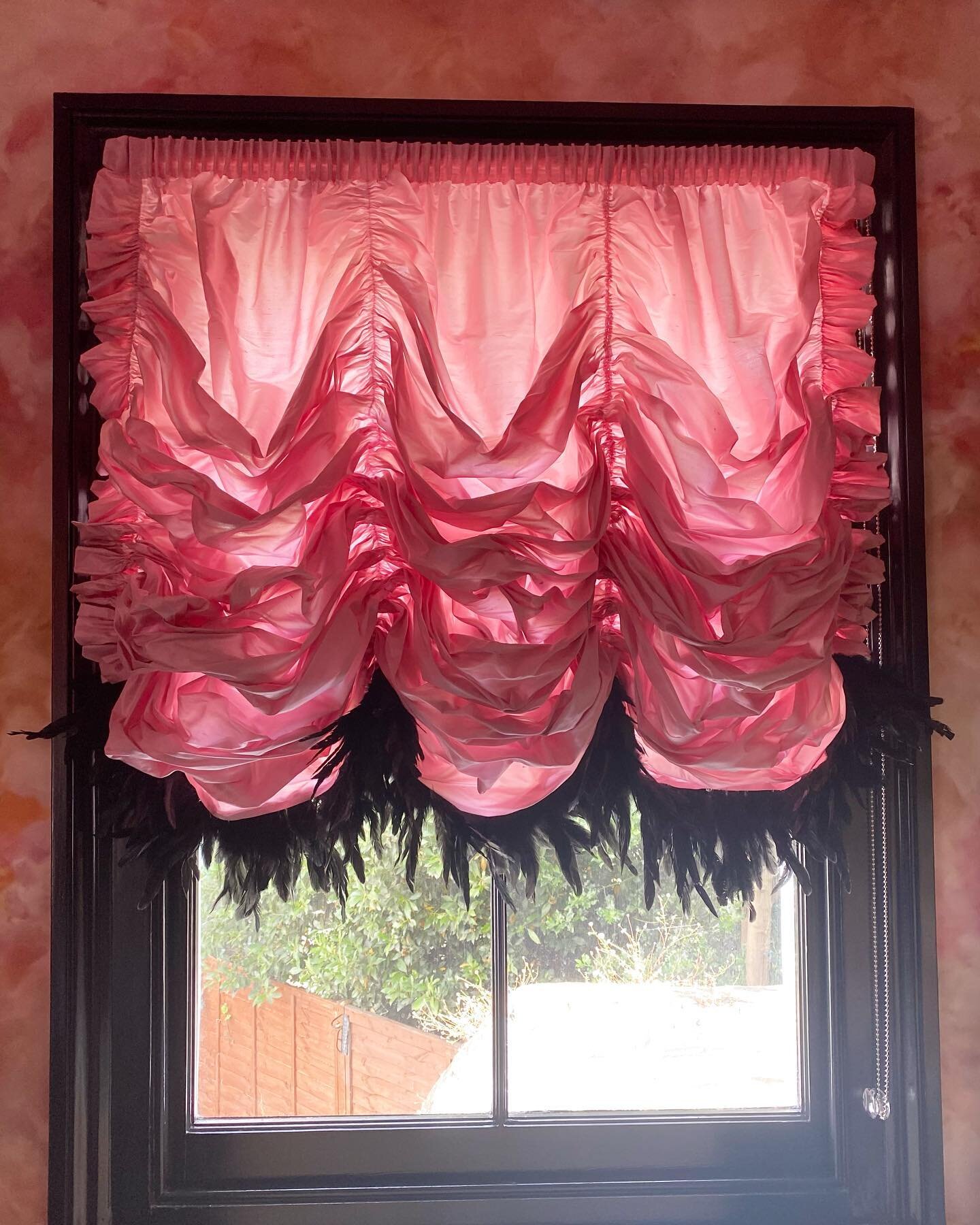 In this project, the clients had a particular vision for their Gothic inspired London Townhouse. They approached us to create remarkable draperies, which would go together with dark and romantic theme of their home. These pink silk inverted balloon b