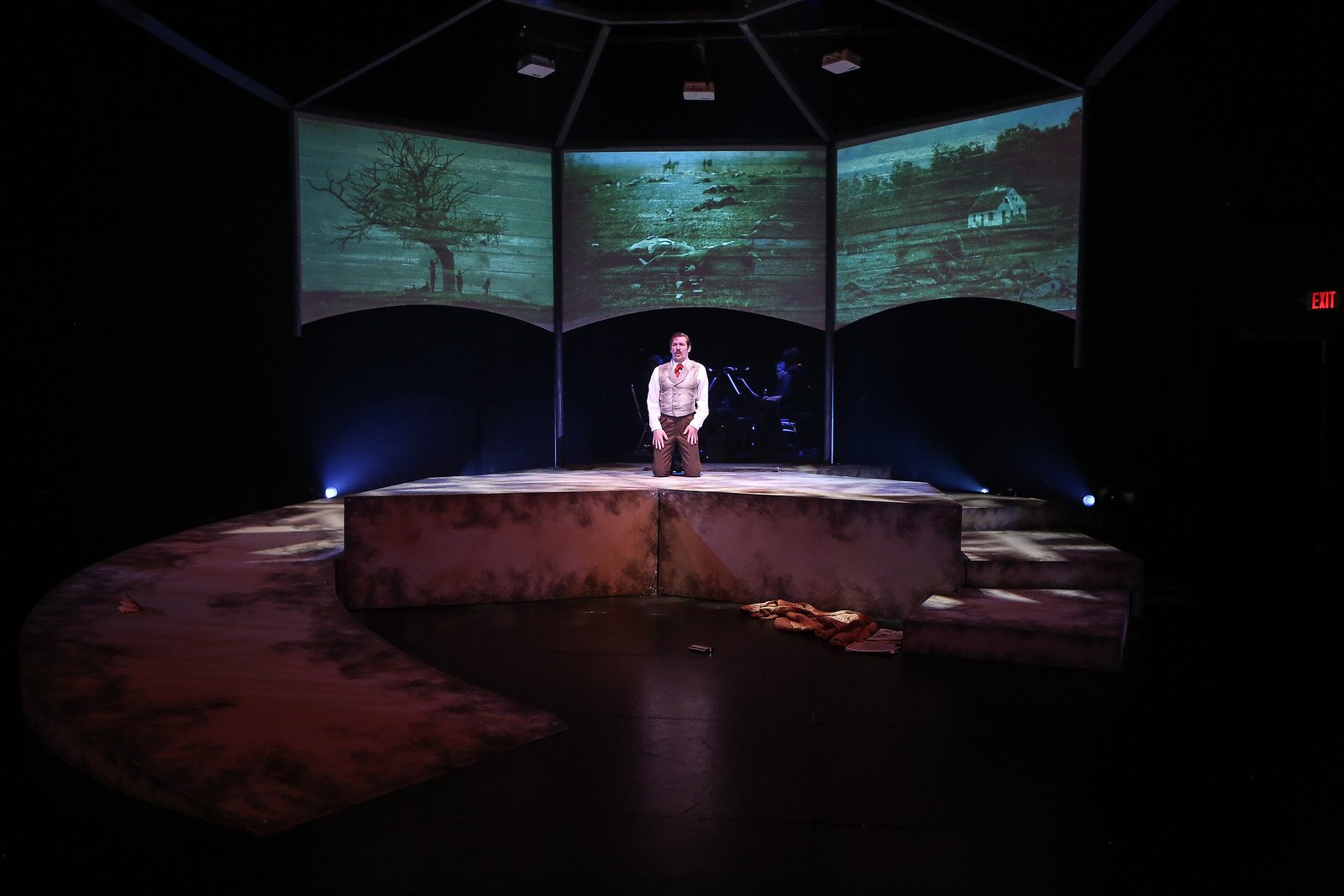 Assassins Live-08.jpg