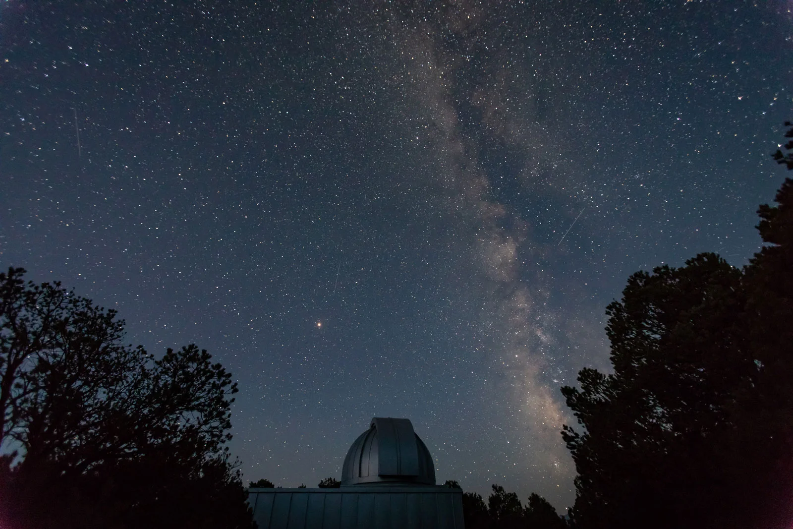 dark-sky-vacations-observatory-westcliffe.jpg