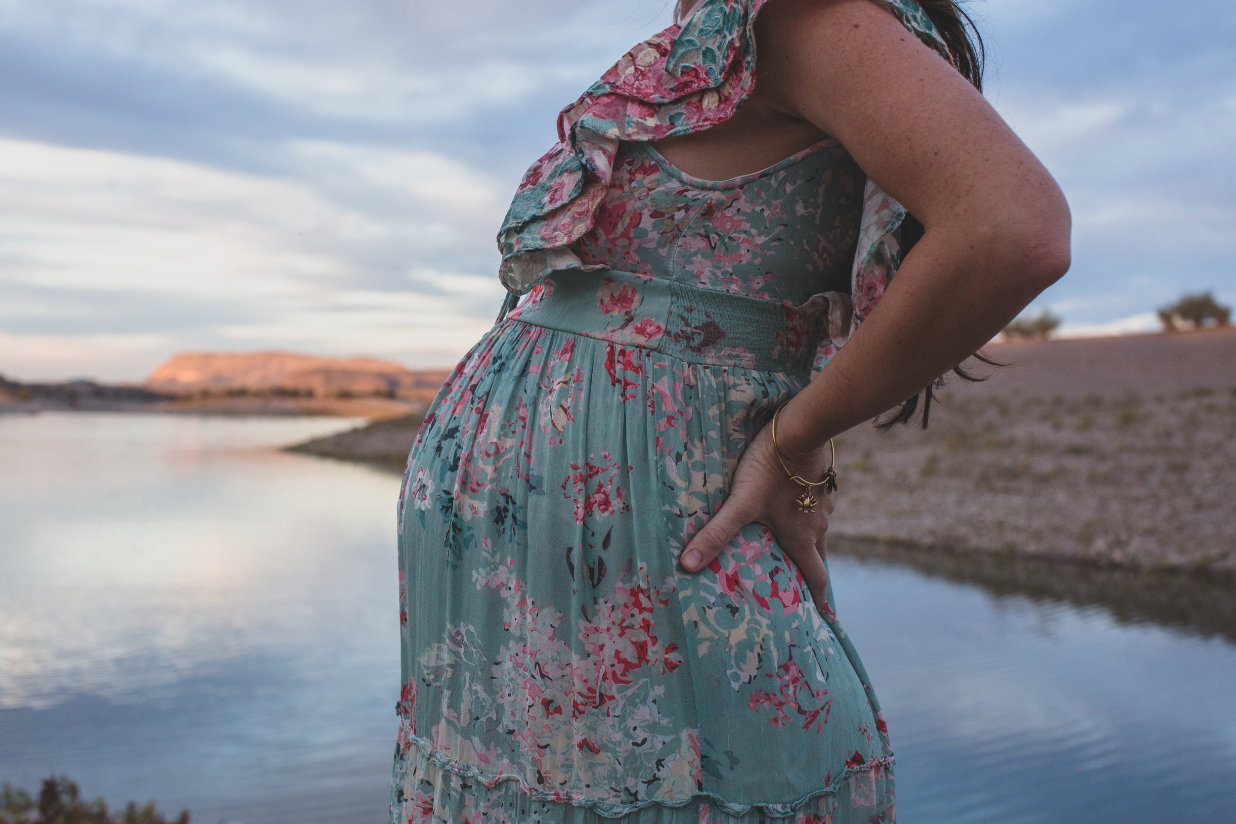 Megan Maternity EDITED November 2021-6195.jpg