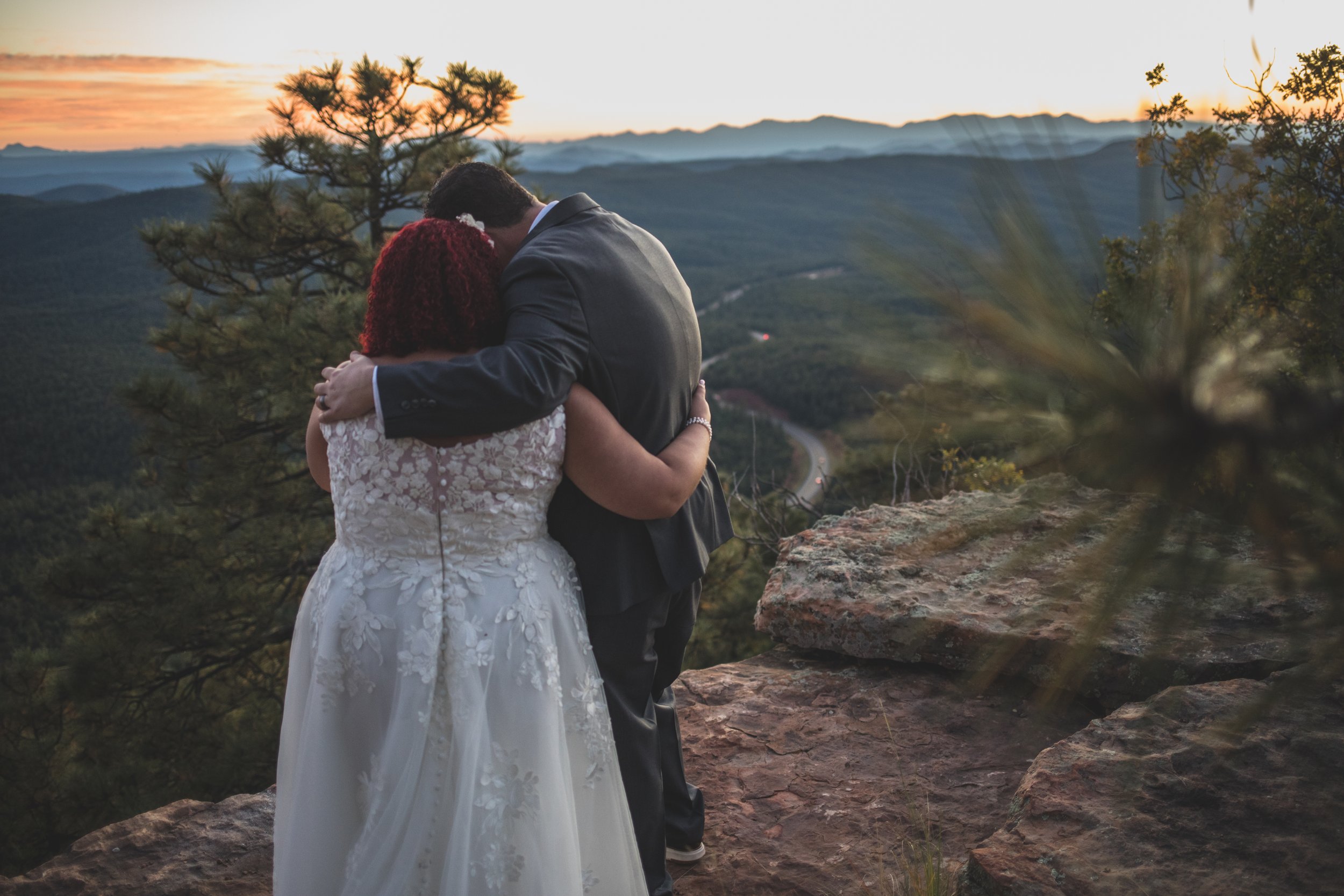  Couple at Northern Arizona Rim Elopement by  Arizona Elopement Photographer Jennifer Lind Schutsky 