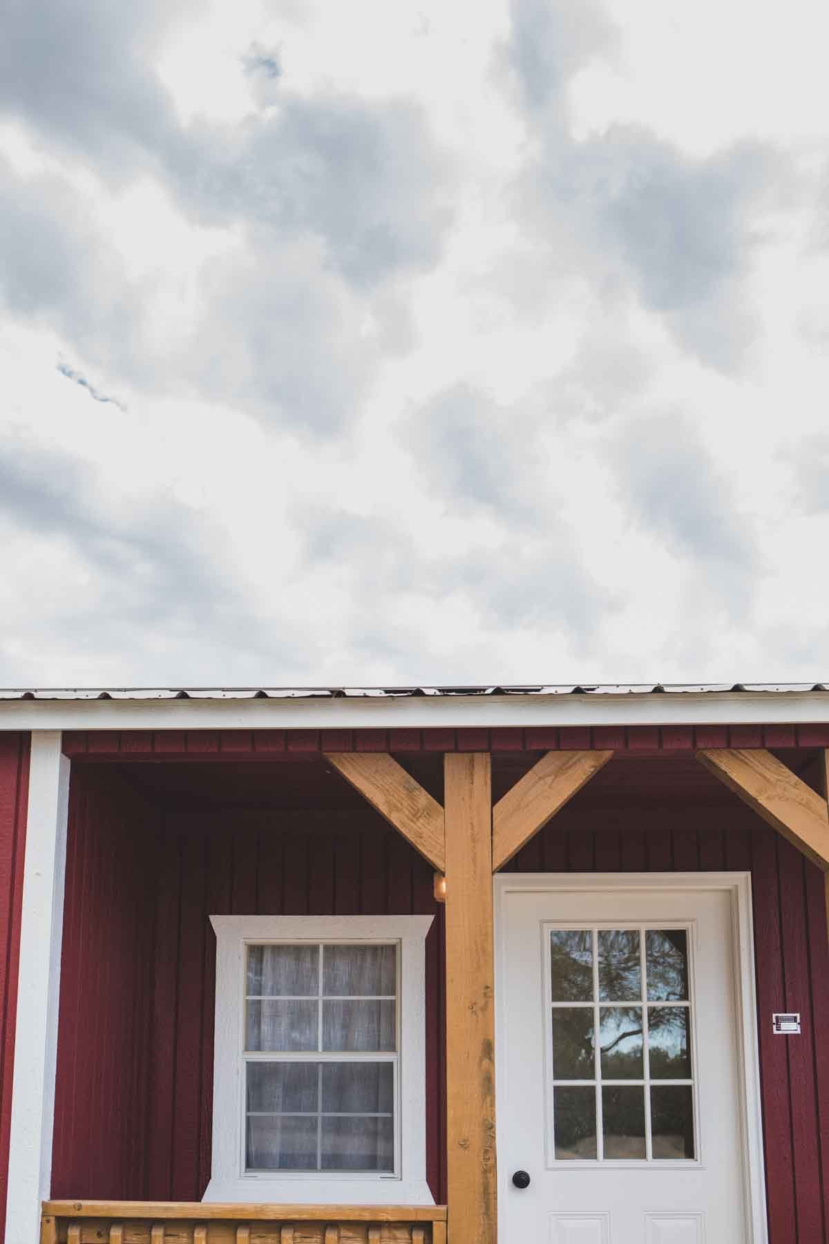  Getting Ready and Detail photos from Mexican Cowboy / Vaquero Farm wedding at Schnepf Farms in Queen Creek, Arizona by Arizona based Photographer, Jennifer Lind Schutsky. 