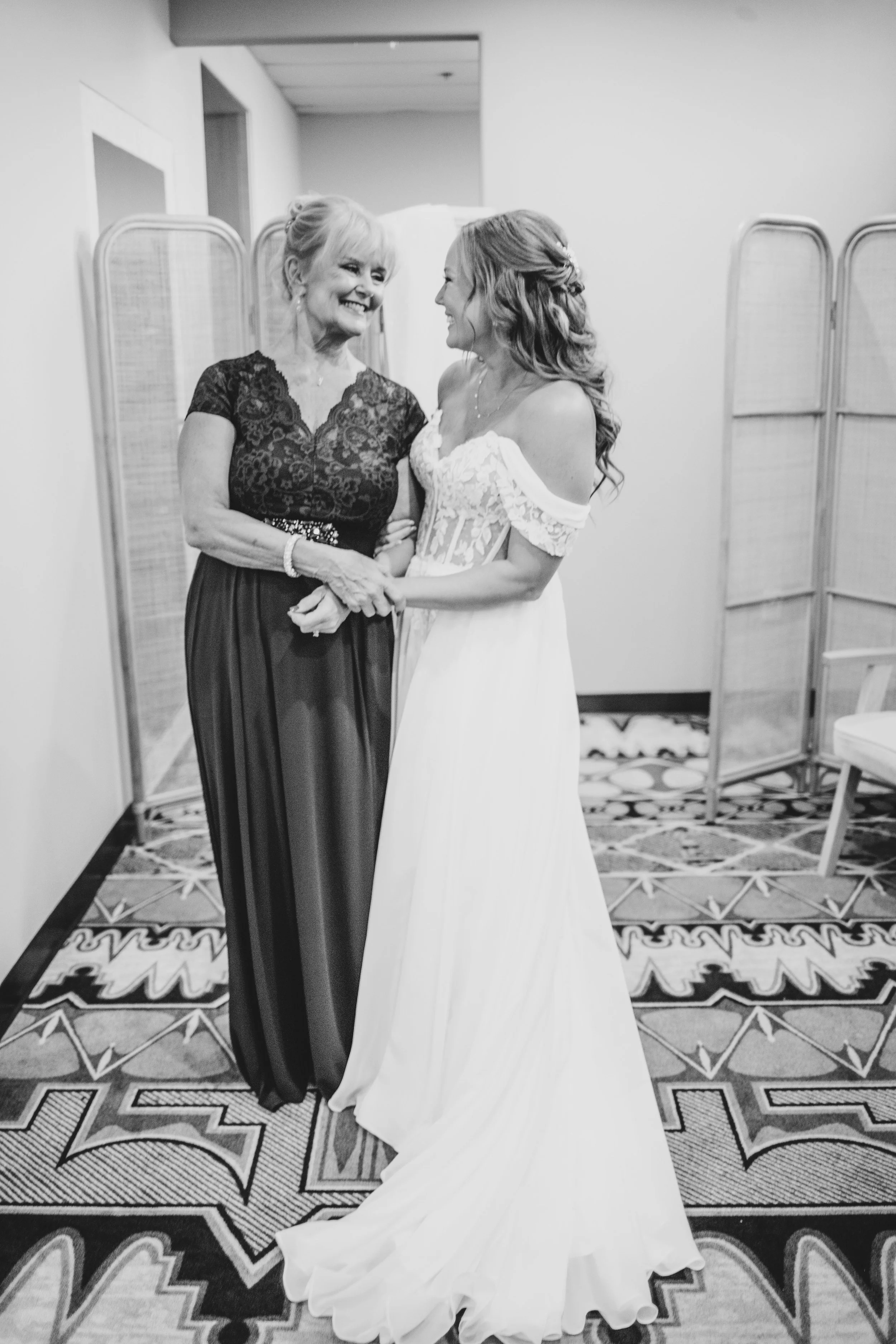 Troon North Wedding; Abby and Ryan in Cave Creek, Arizona by Jennifer Lind Schutsky October 2025 EDITED-9222.jpg