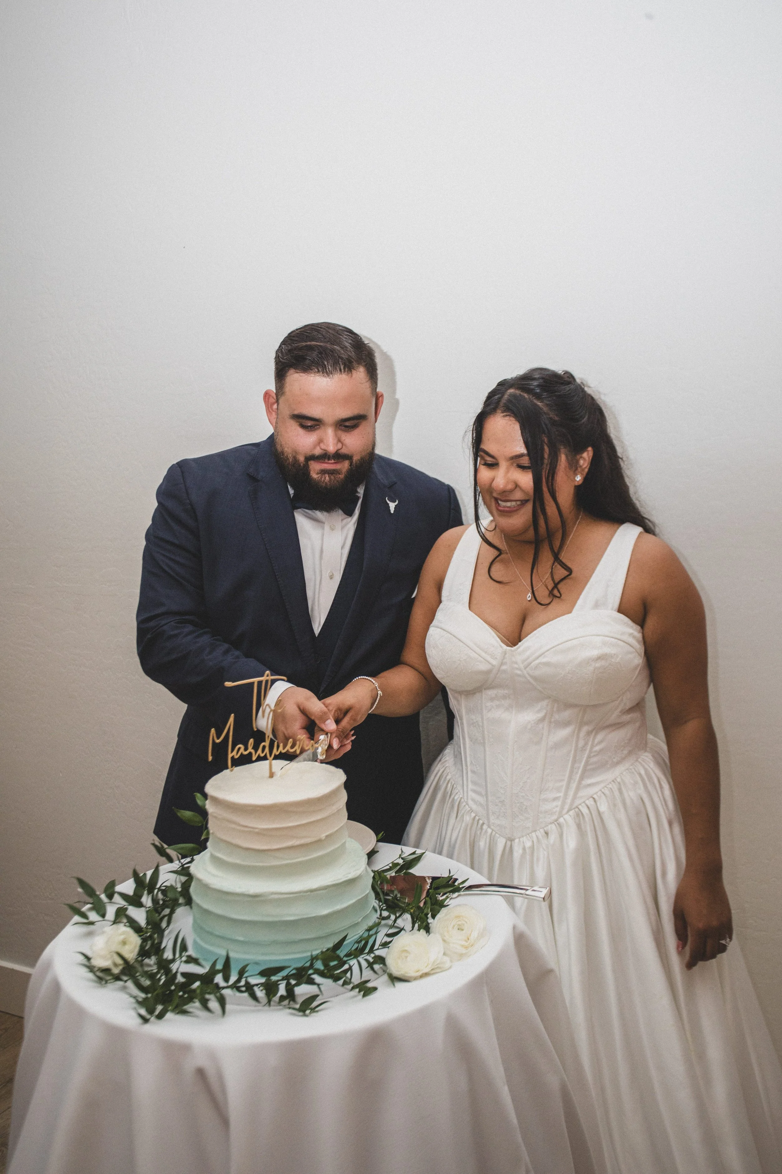 Schnepf Farm Wedding Mirera and John in Queen Creek, Arizona by Photographer, Jennifer Lind Schutsky, October 2025 EDITED-97.jpg