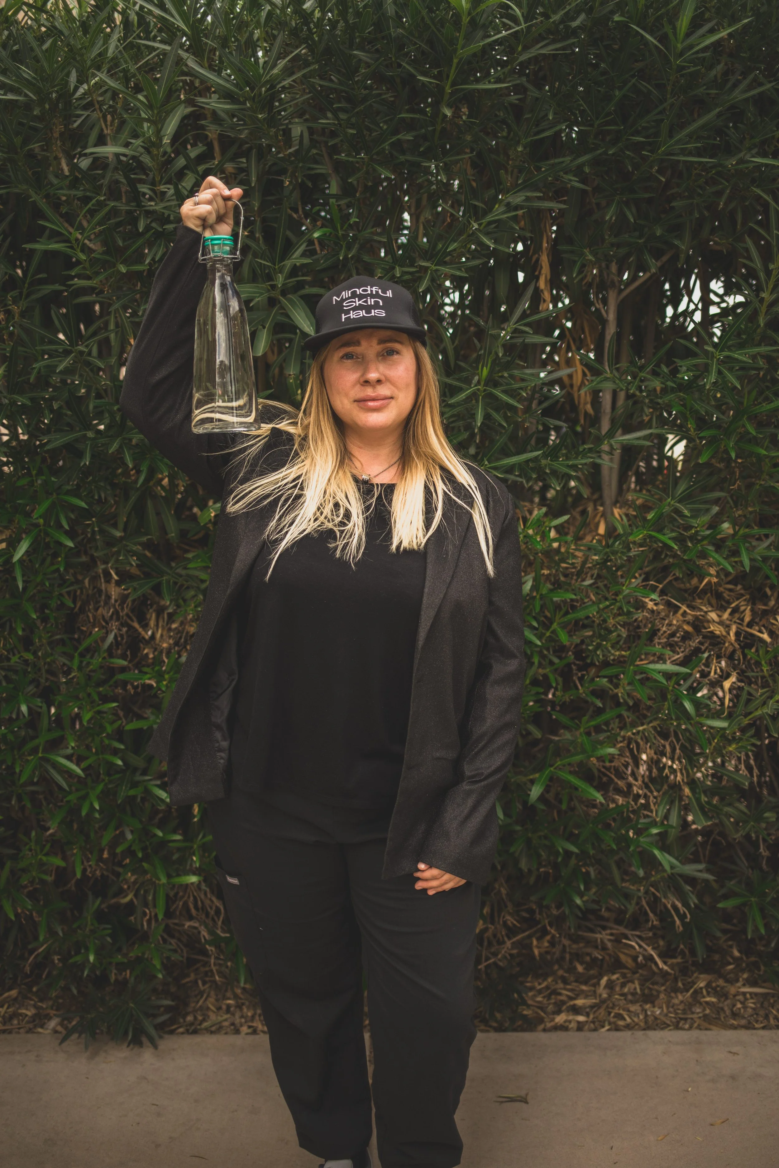 Nichoelle Adler of Mindful Skin Haus in Central Phoenix, Arizona by Jennifer Lind Schutsky October 2025 EDITED-0174.jpg