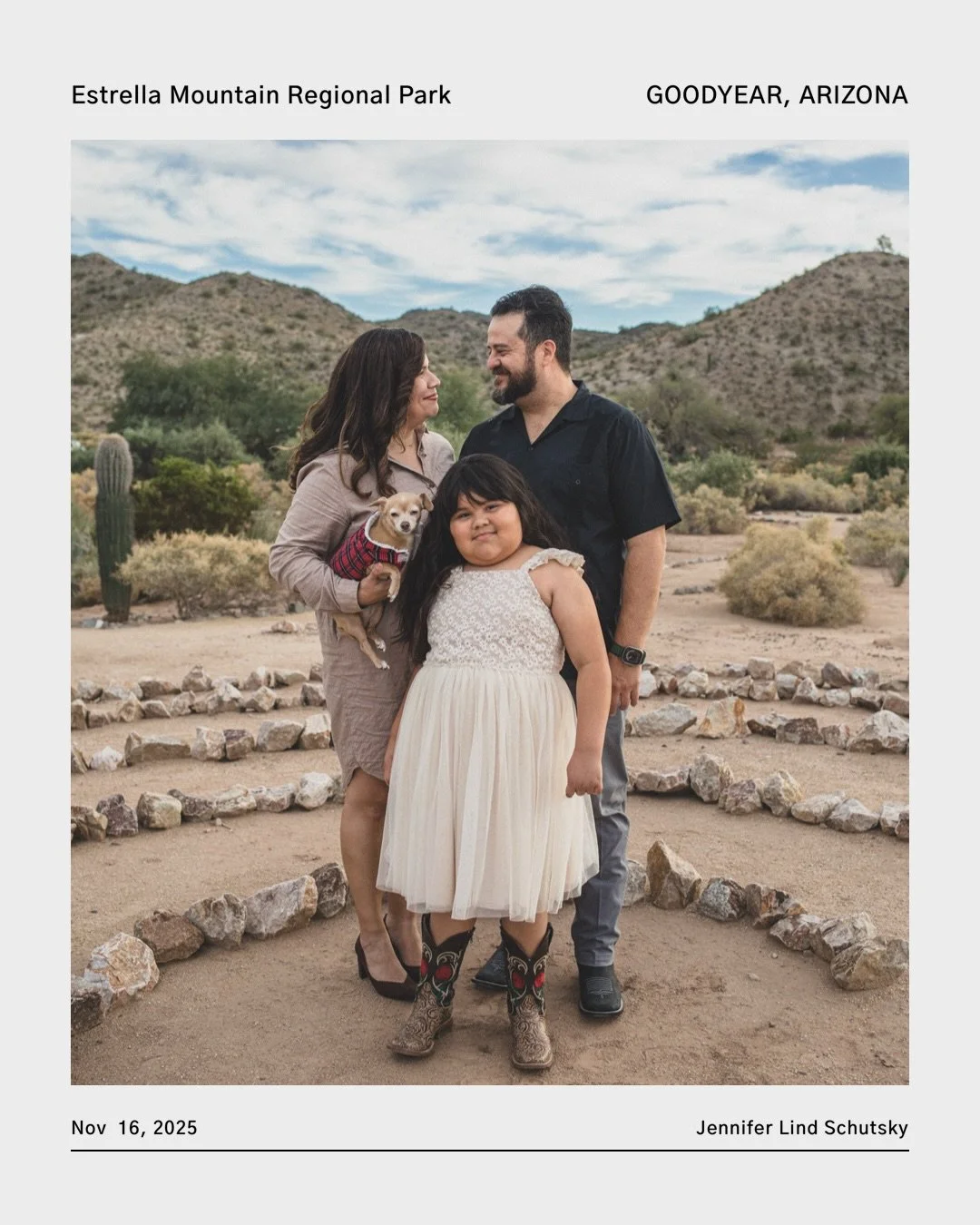 Thanks for trusting me with these gorgeous photos @alexandrainarizona 💚 y&rsquo;all are just the cutest little fam and I love any session where the fur BBs are included. Almost done editing the rest of this gallery and just know they&rsquo;re all gr