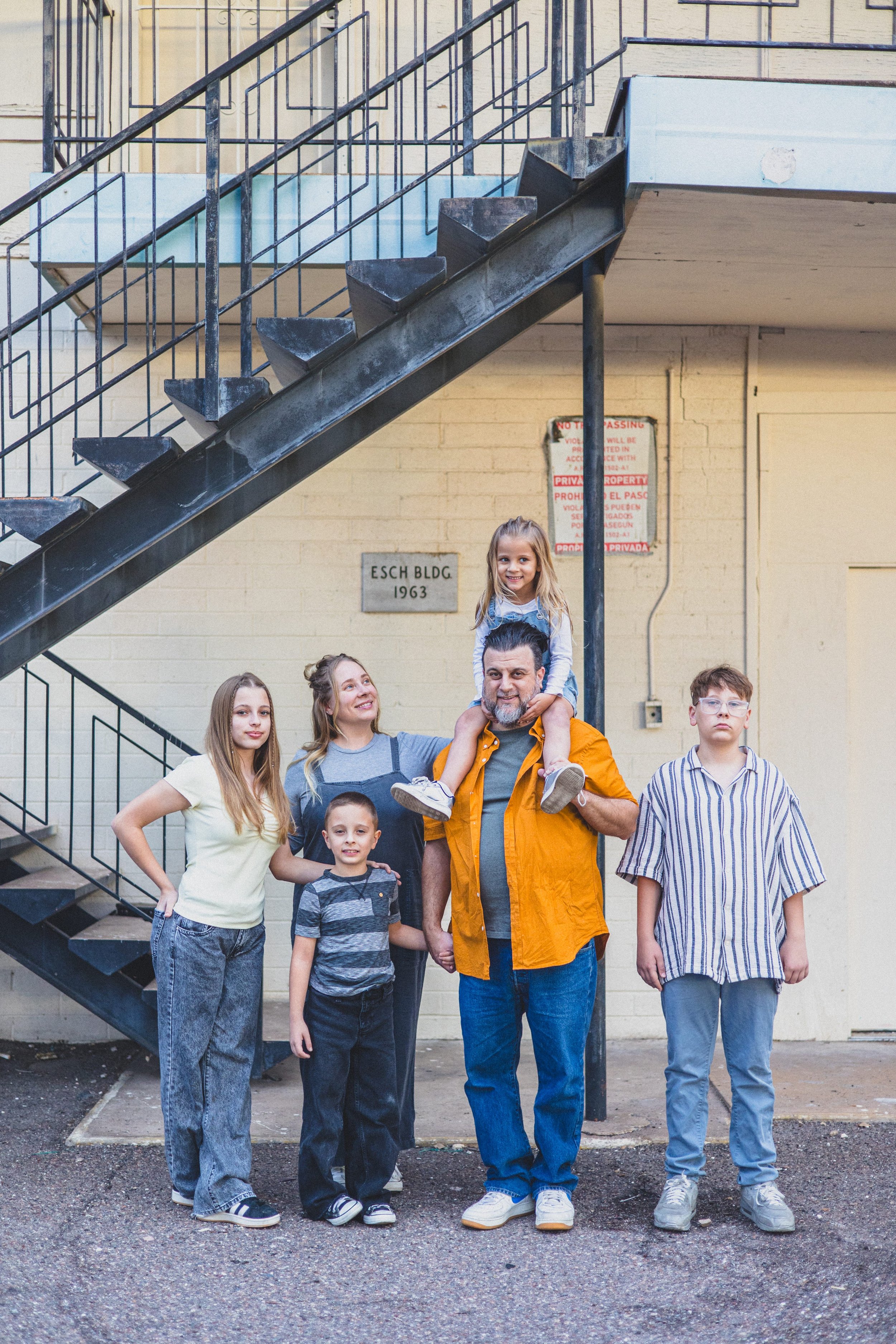 Nichoelle and Family photo session in Sunnyslope, Arizona by Photographer, Jennifer Lind Schutsky, November 2025 EDITED-63.jpg