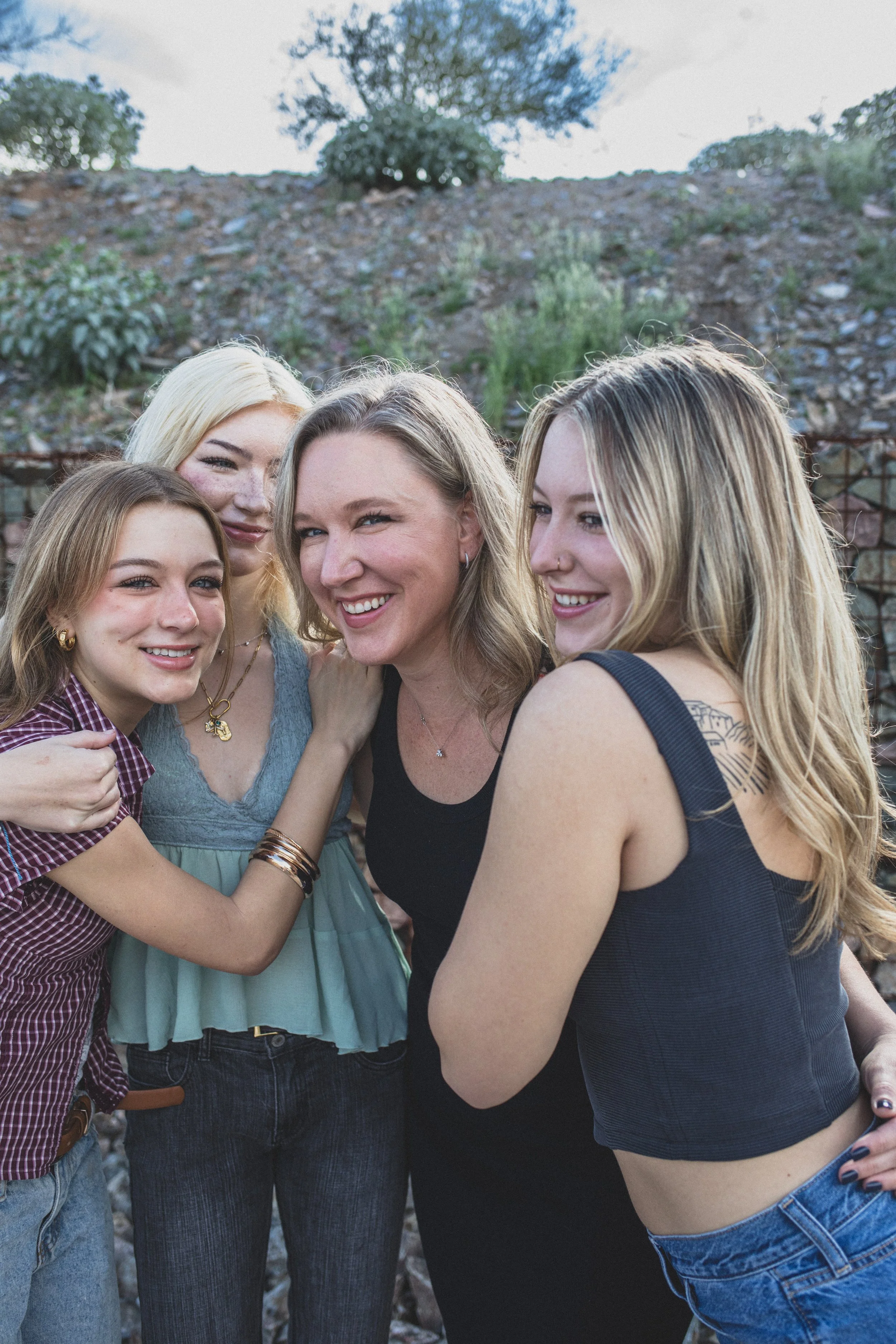 Shannon and Fam at Dreamy Draw Mountain Preserve in Phoenix, Arizona by Photographer, Jennifer Lind Schutsky, December 2025 EDITED-20.jpg