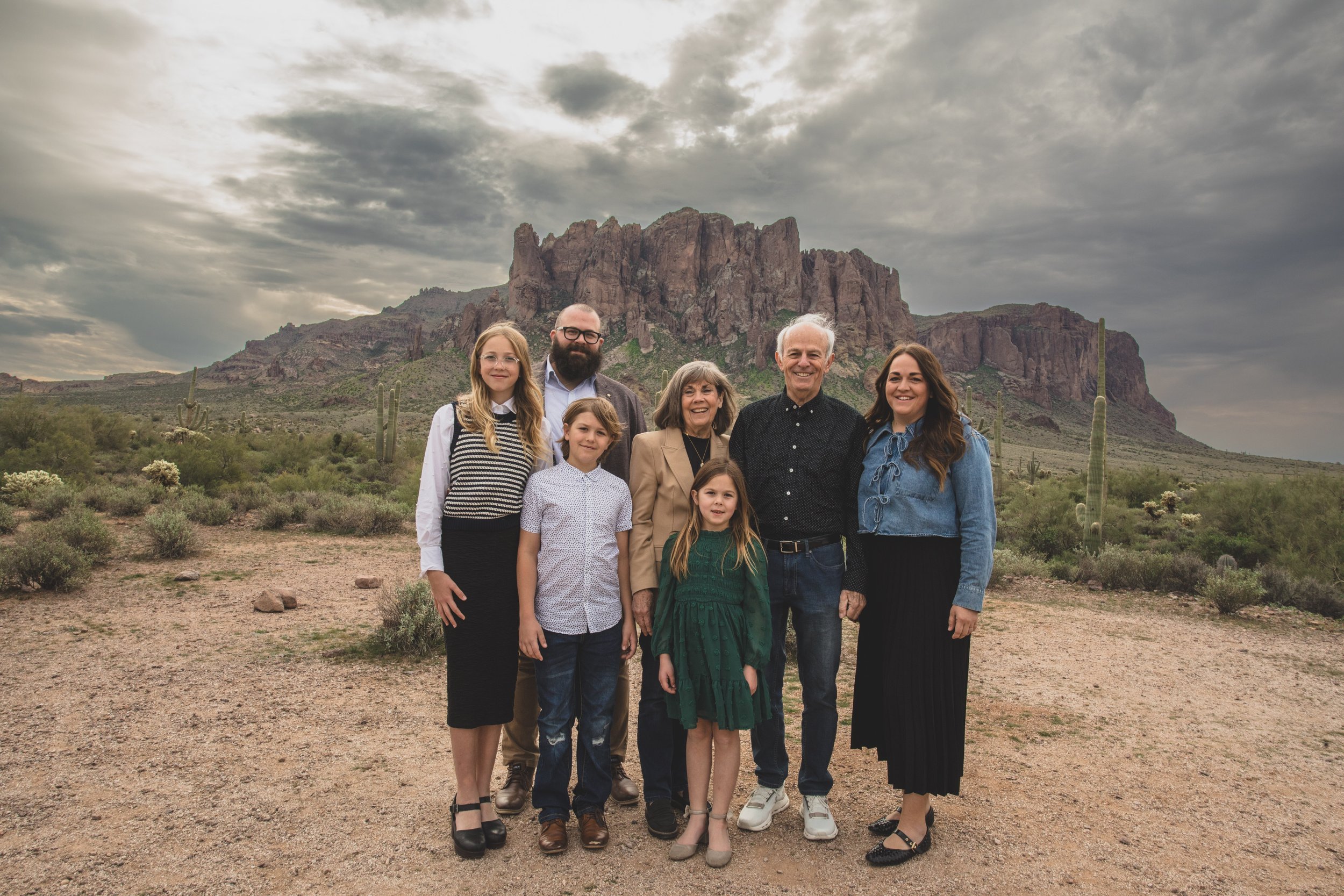 Natalie and Family Lost Dutchman Superstition Mountains, Arizona by Photographer, Jennifer Lind Schutsky, December 2025 EDITED-77.jpg