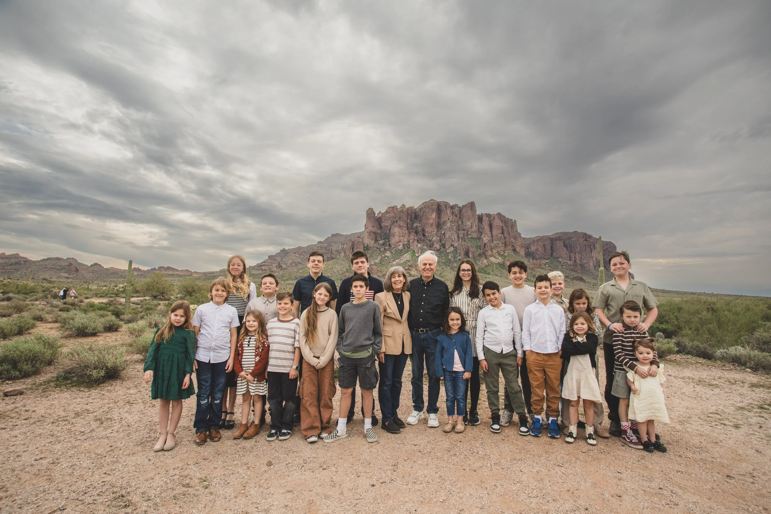 Natalie and Family Lost Dutchman Superstition Mountains, Arizona by Photographer, Jennifer Lind Schutsky, December 2025 EDITED-188.jpg