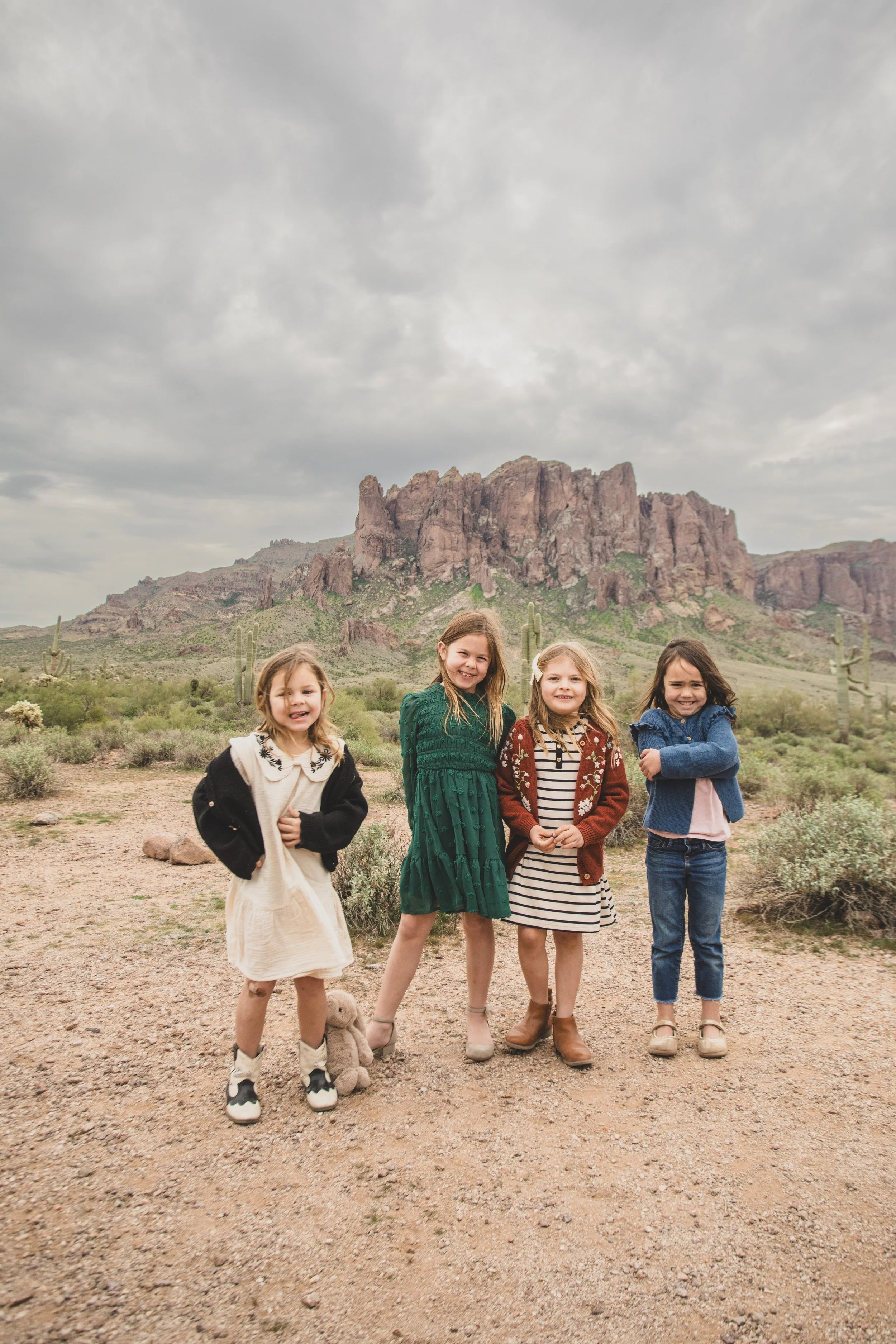 Natalie and Family Lost Dutchman Superstition Mountains, Arizona by Photographer, Jennifer Lind Schutsky, December 2025 EDITED-404.jpg