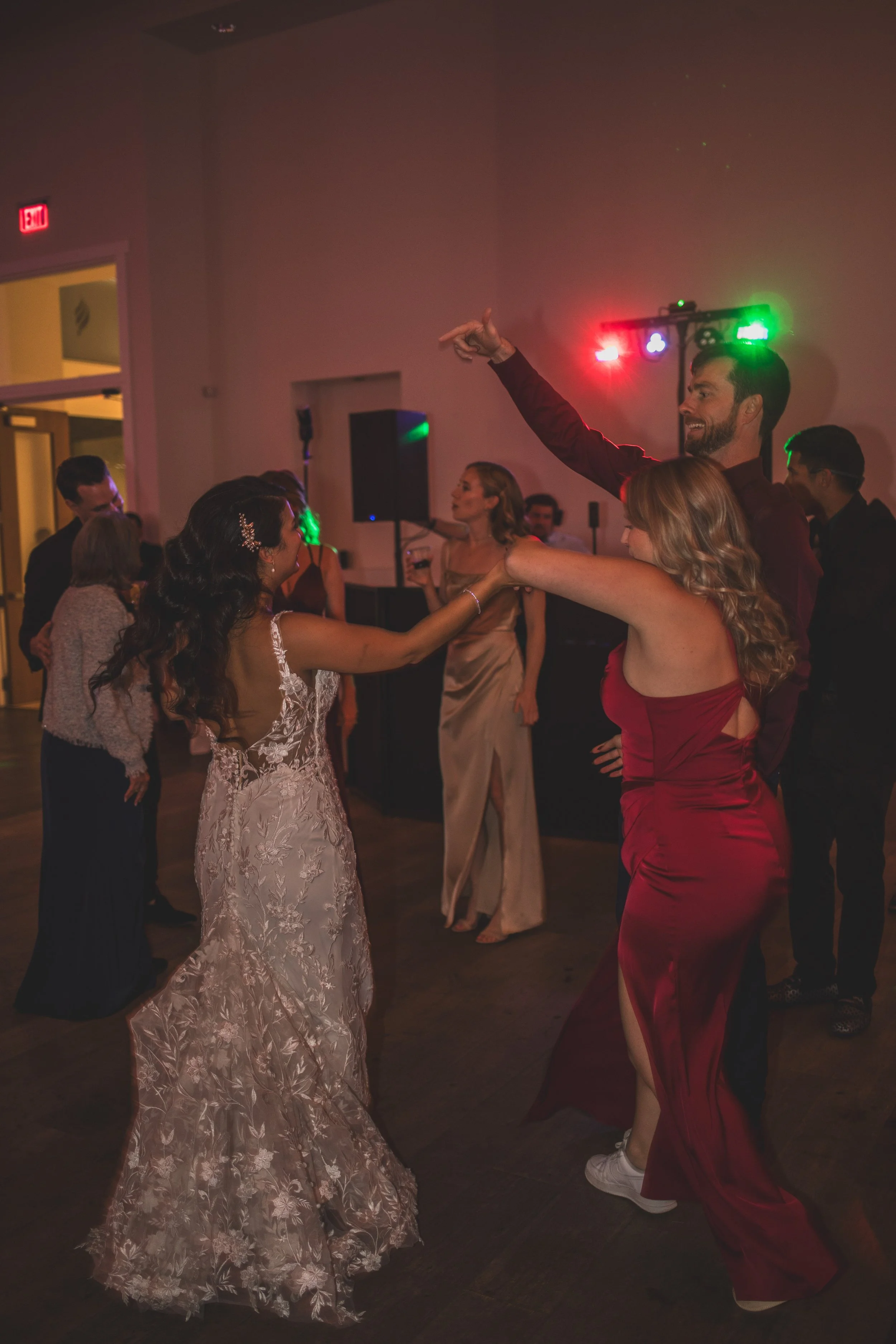 Jaleila and Collin Gilbert, Arizona by Photographer, Jennifer Lind Schutsky, December 2025 EDITED-568.jpg