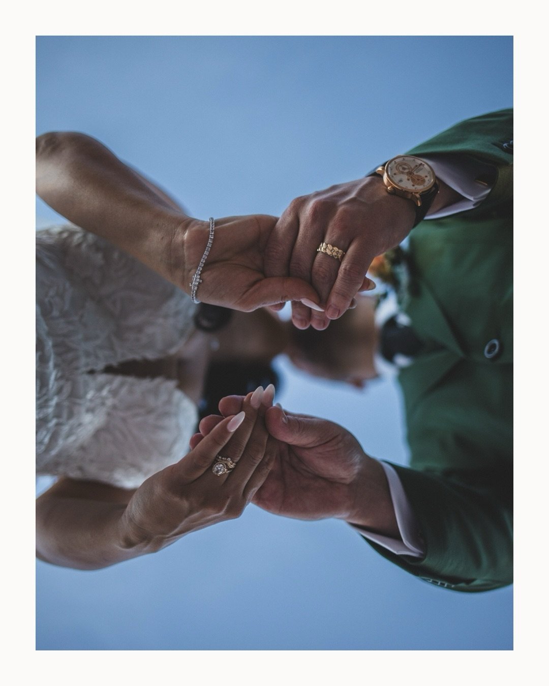 J &amp; C @colbyfalls.wedgewood and the @theriparianpreserve 

One of the most fun couples and the most well planned day thanks to @detailsweddingco 🙌🏽

Now on the blog: jenniferlindschutsky.com/clients

Couple: @jaliela_ @colinwaite7 
Venue and Ca