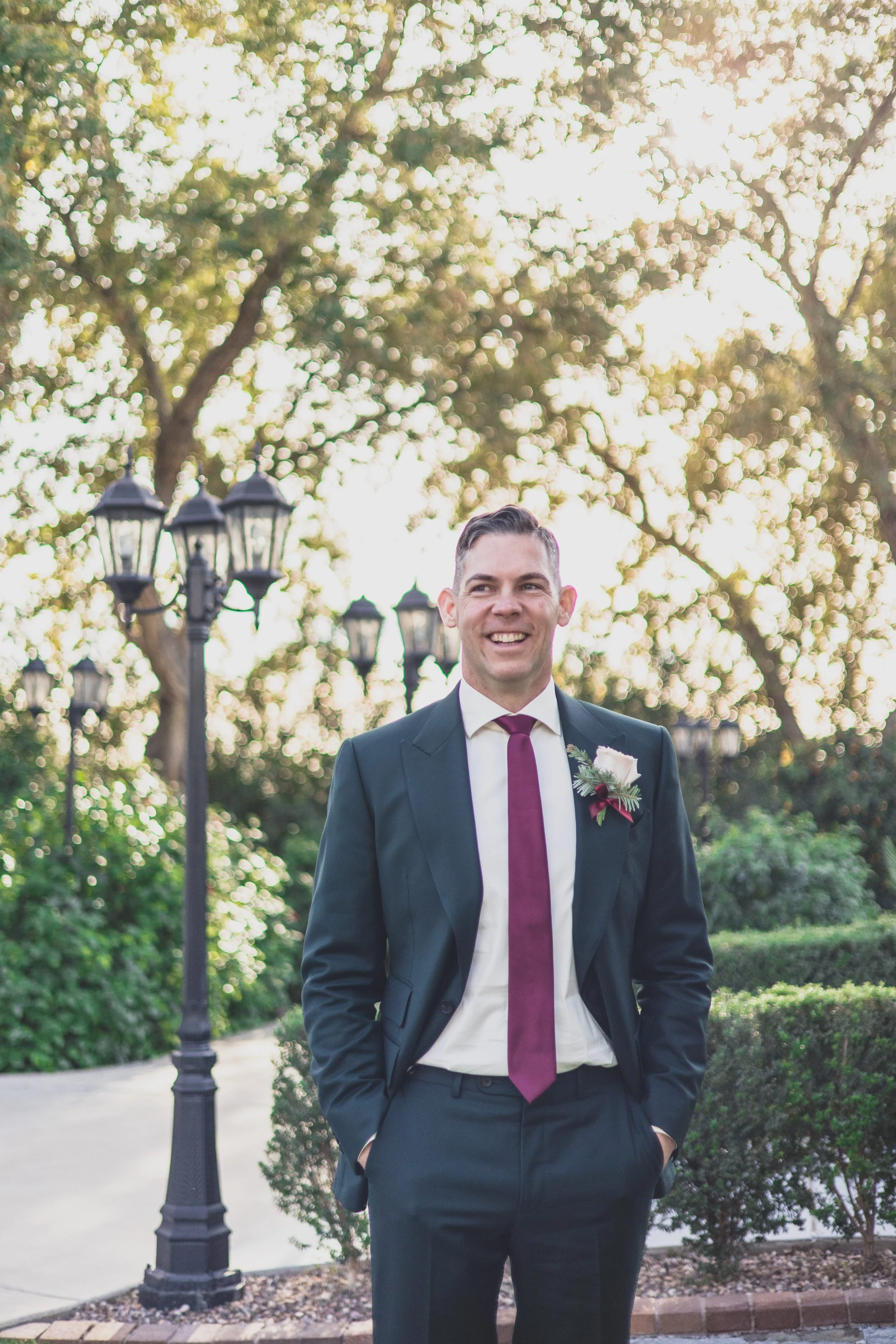 Lindsey Grove Wedding Sheylen Savage and Fred December 2025 by Photographer, Jennifer Lind Schutsky EDITED-40.jpg