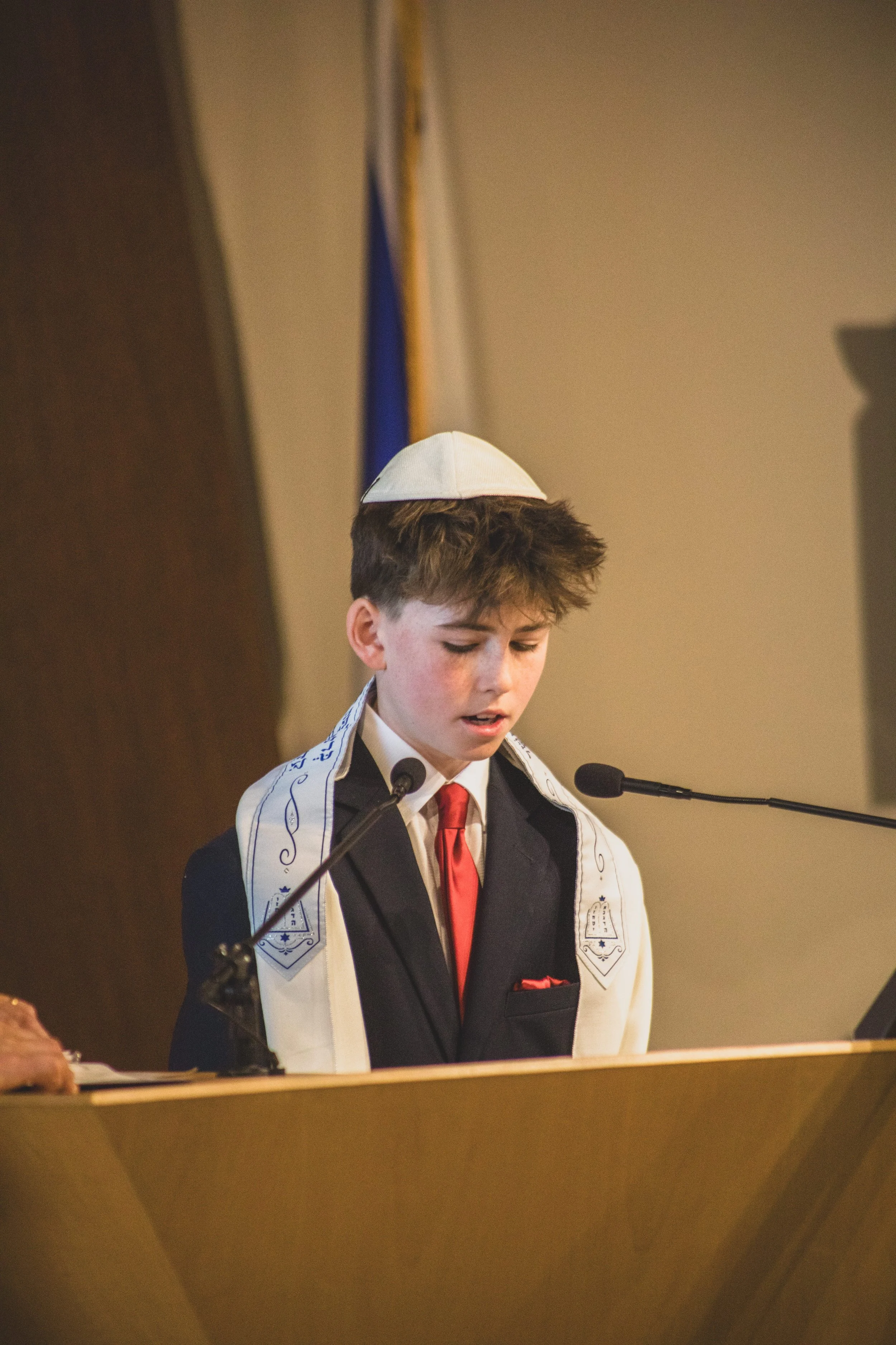 Andrew's Bar Mitzvah in Paradise Valley, Arizona by Photographer, Jennifer Lind Schutsky, February 2026 EDITED-20.jpg