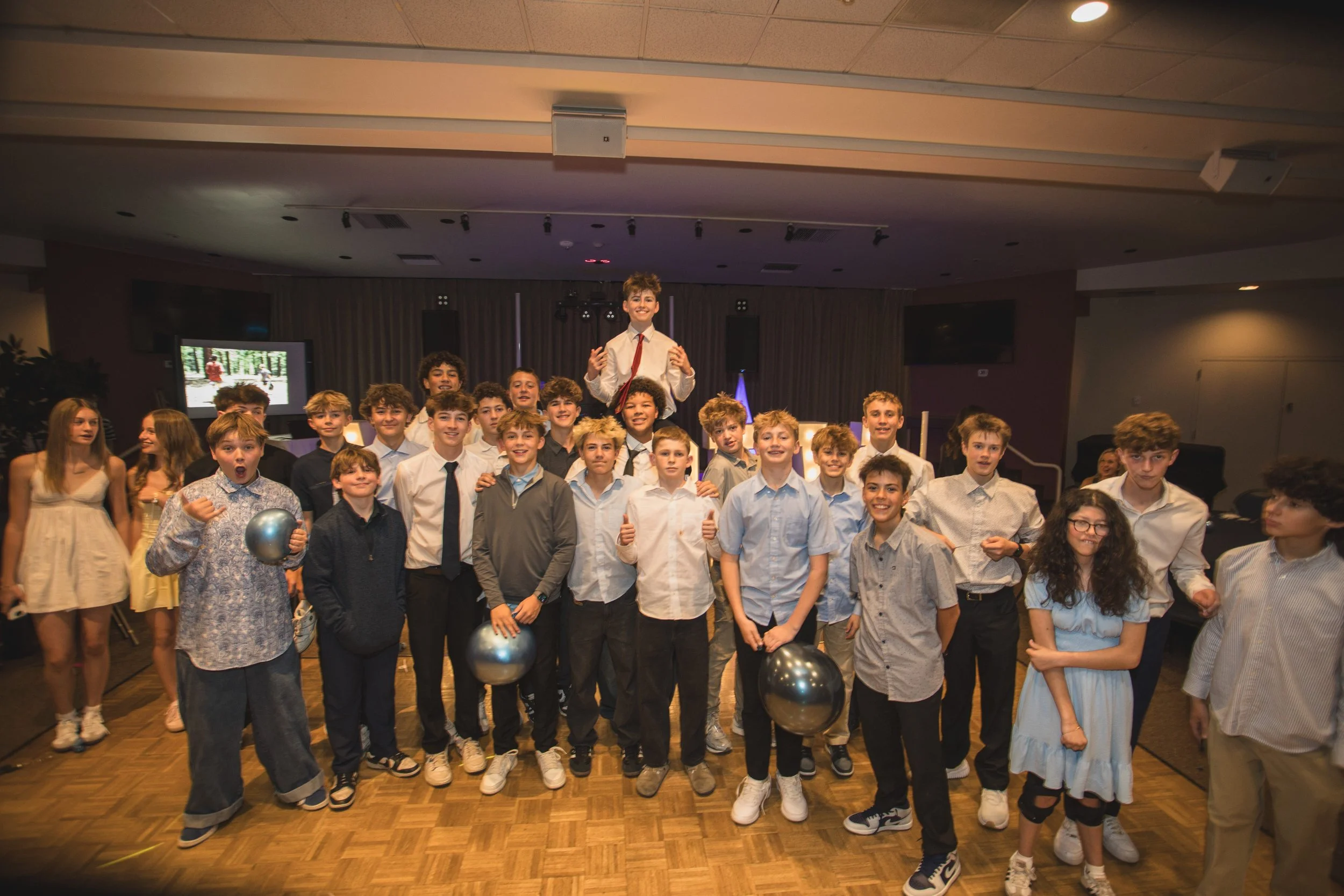 Andrew's Bar Mitzvah in Paradise Valley, Arizona by Photographer, Jennifer Lind Schutsky, February 2026 EDITED-467.jpg