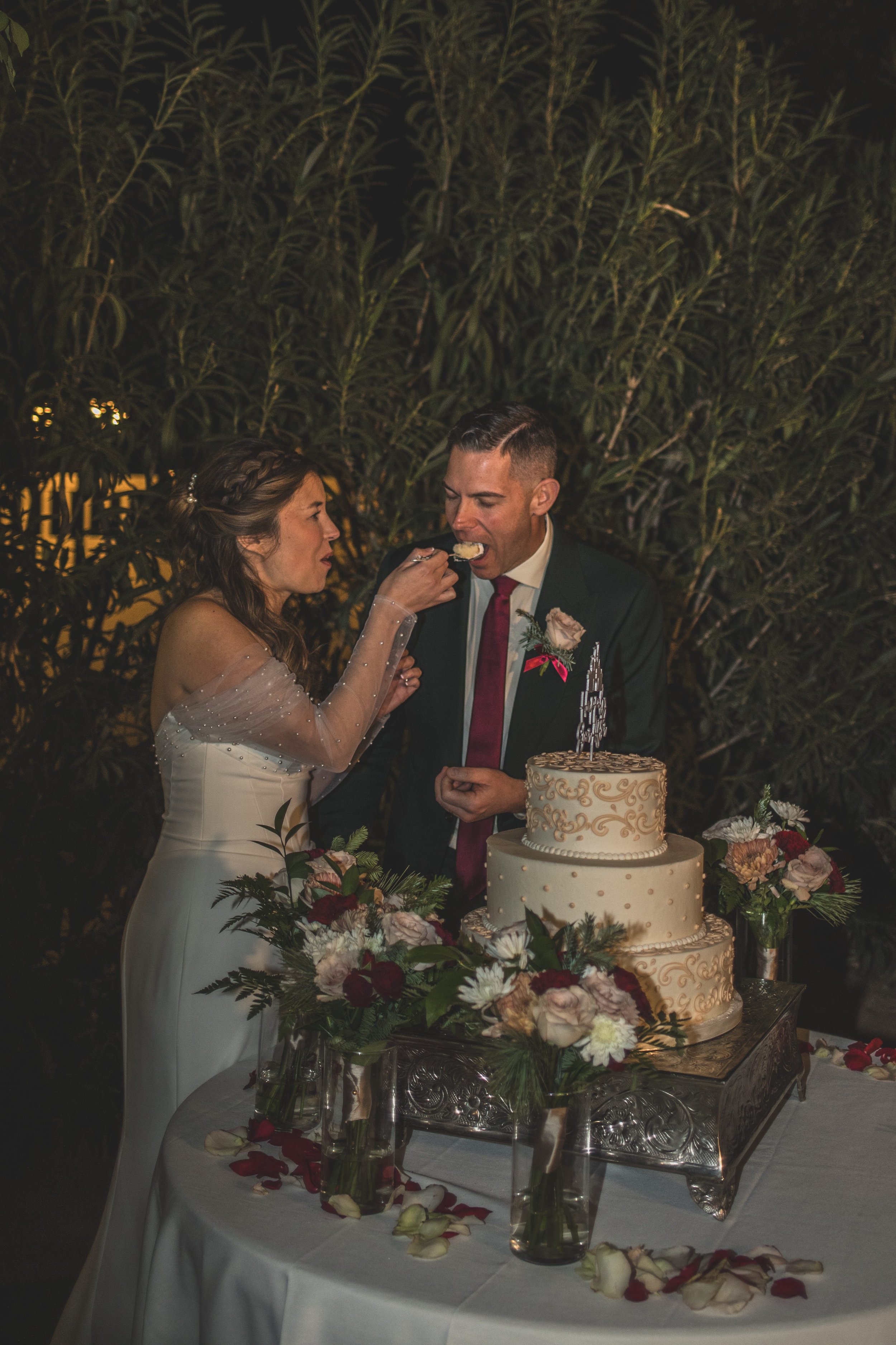 Lindsey Grove Wedding Sheylen Savage and Fred December 2025 by Photographer, Jennifer Lind Schutsky EDITED-176.jpg
