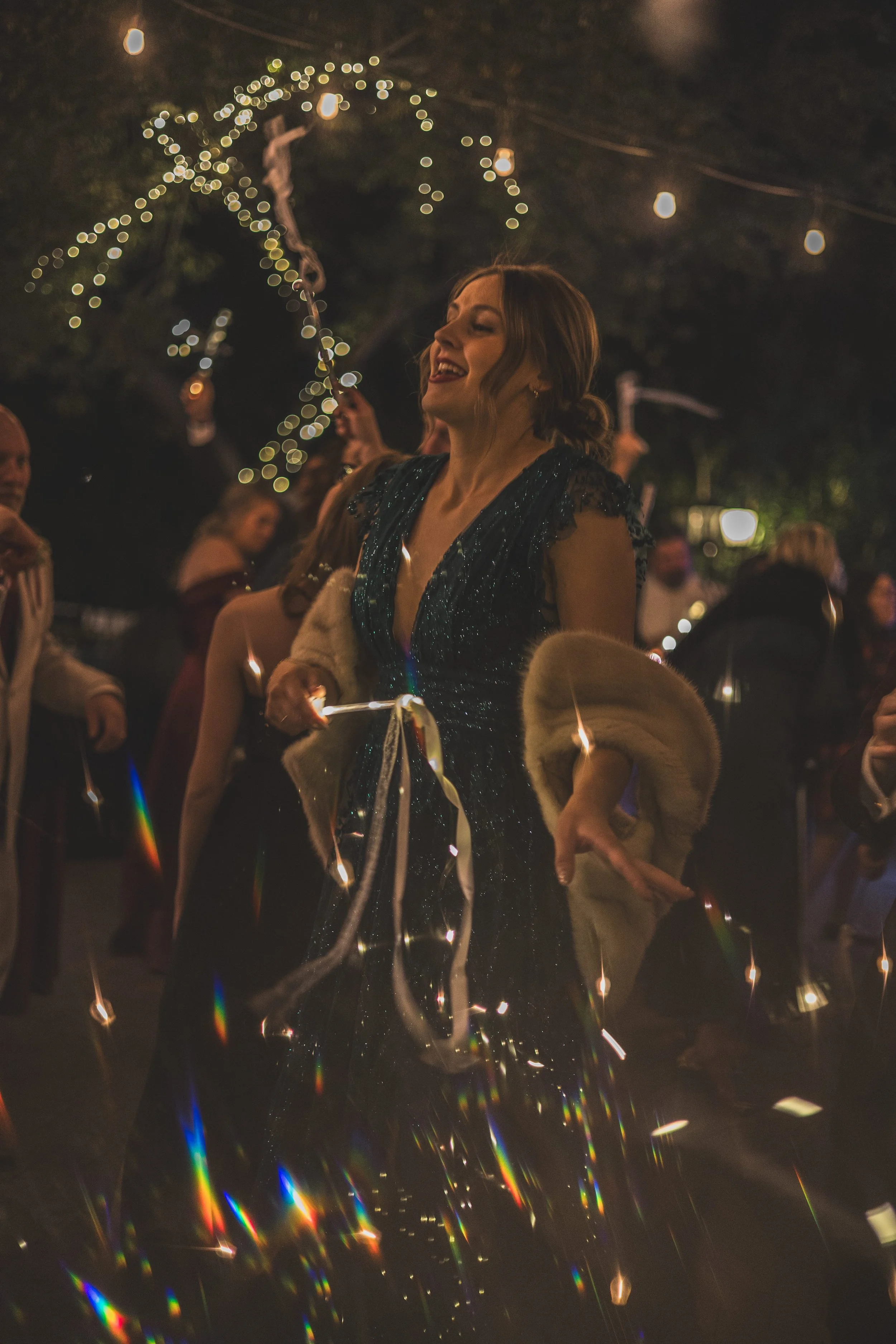 Lindsey Grove Wedding Sheylen Savage and Fred December 2025 by Photographer, Jennifer Lind Schutsky EDITED-214.jpg