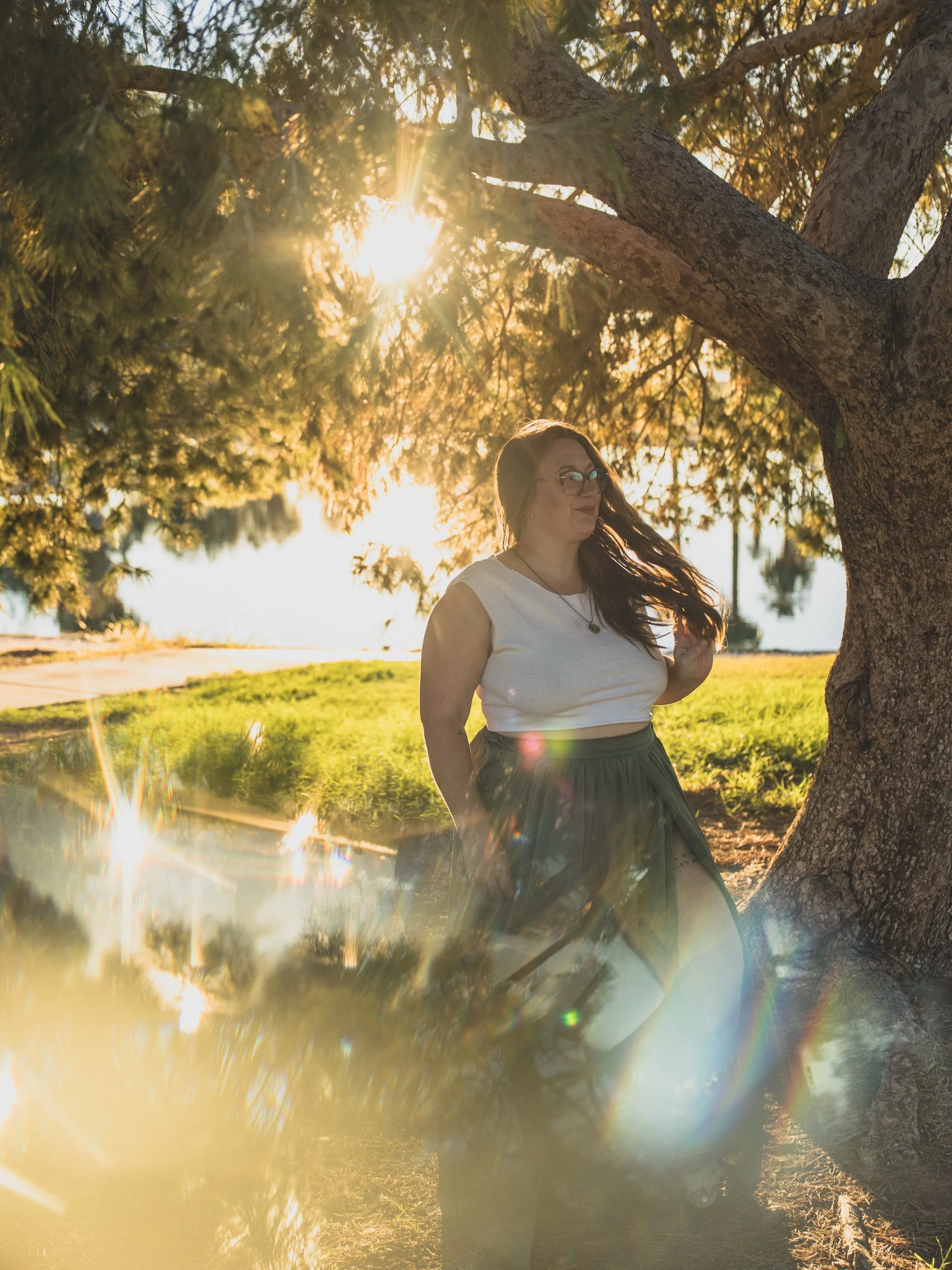 The most magical herbalist I know. ✨✨✨ @savagesoulsbotaniks thank you for all you&rsquo;ve taught me and for allowing me the trust and creativity to capture YOUR essence. #sneakpeeks and so many more images to come 💖💖💖

#girltalkphx #brandingsessi