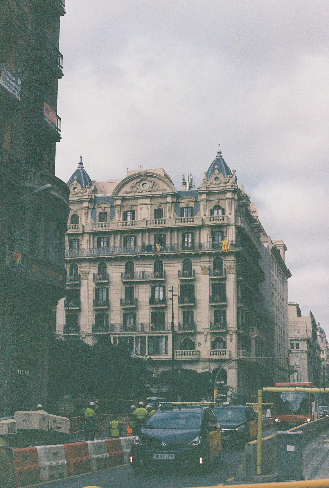 0733435_0733435-R1-032-14A.jpg