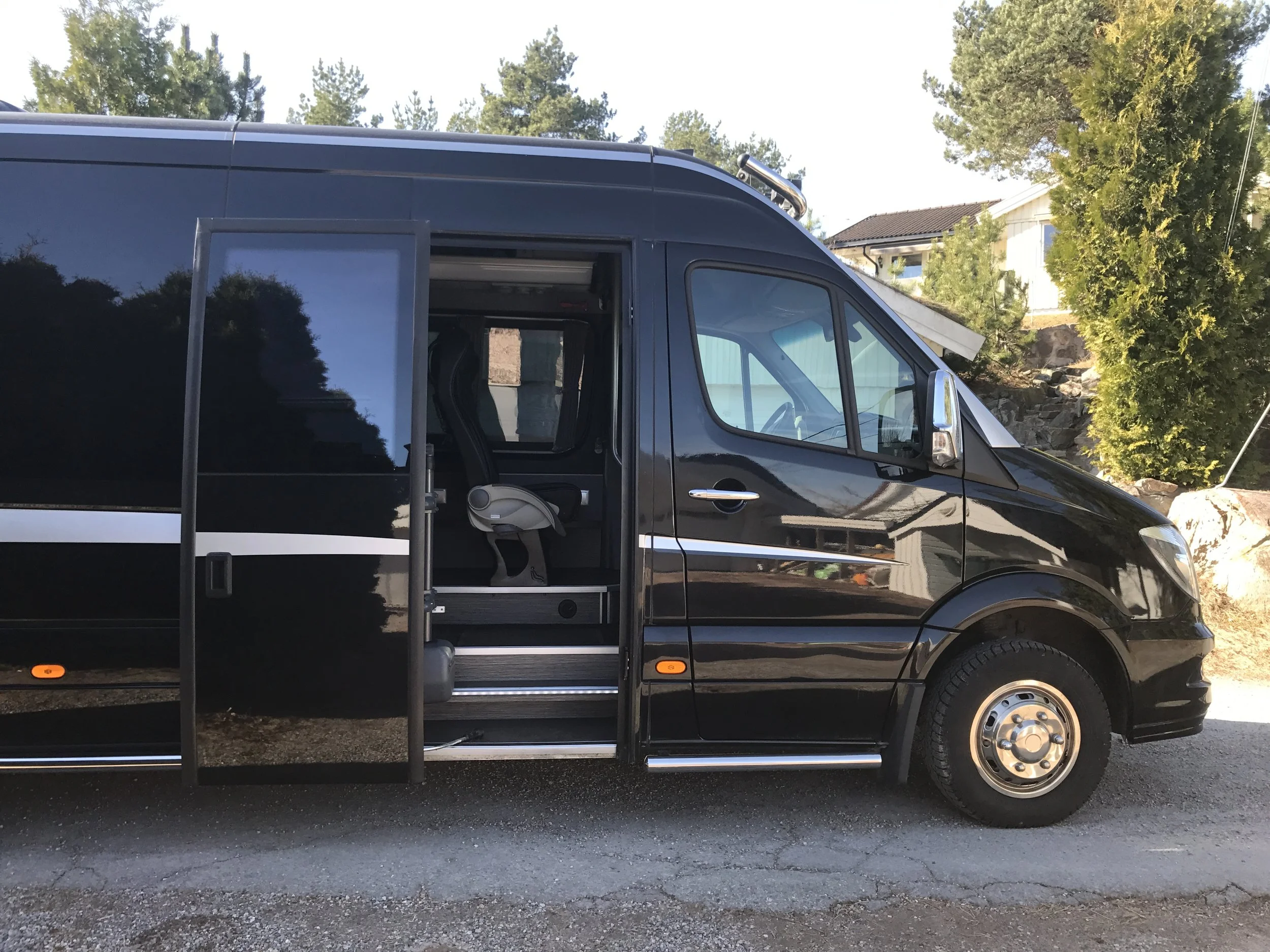 open door mini bus.JPG