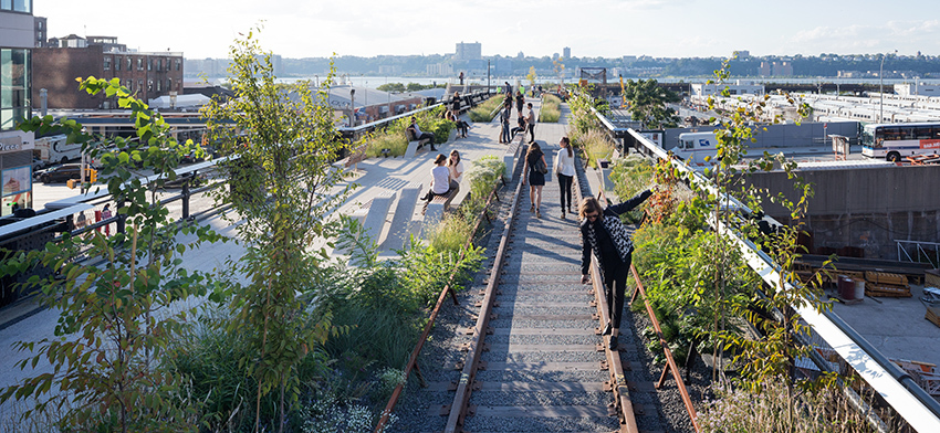 celebrating-the-opening-of-the-high-line-at-the-rail-yards_list_image.jpg