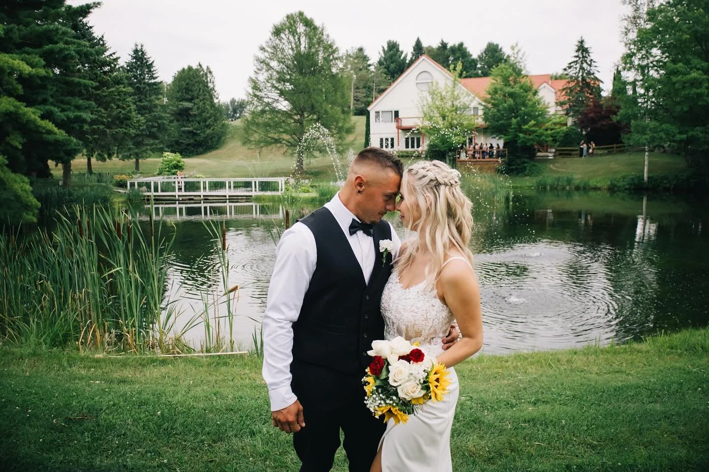 Sneak peek of Stephanie &amp; William's gorgeous wedding celebration 💍✨