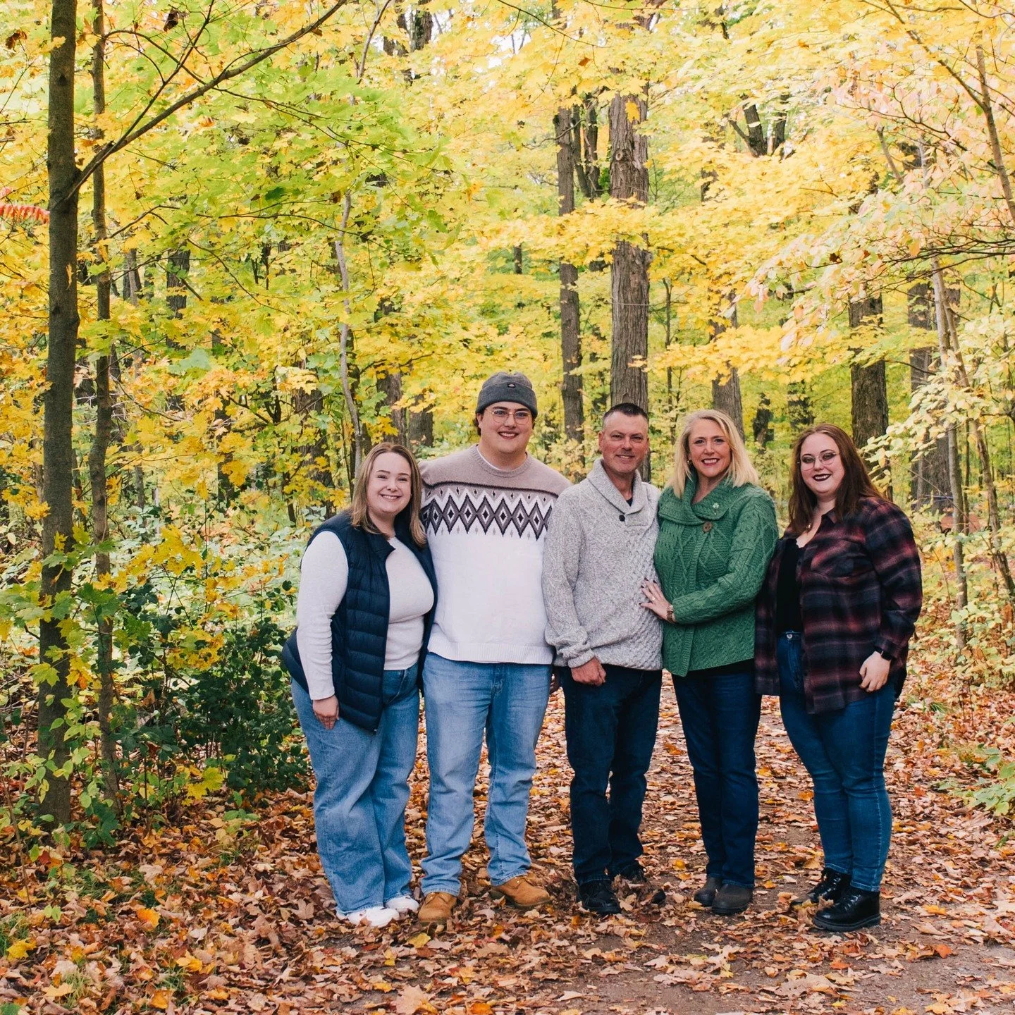 Family session I did for Colleen at purple woods 🍁📸